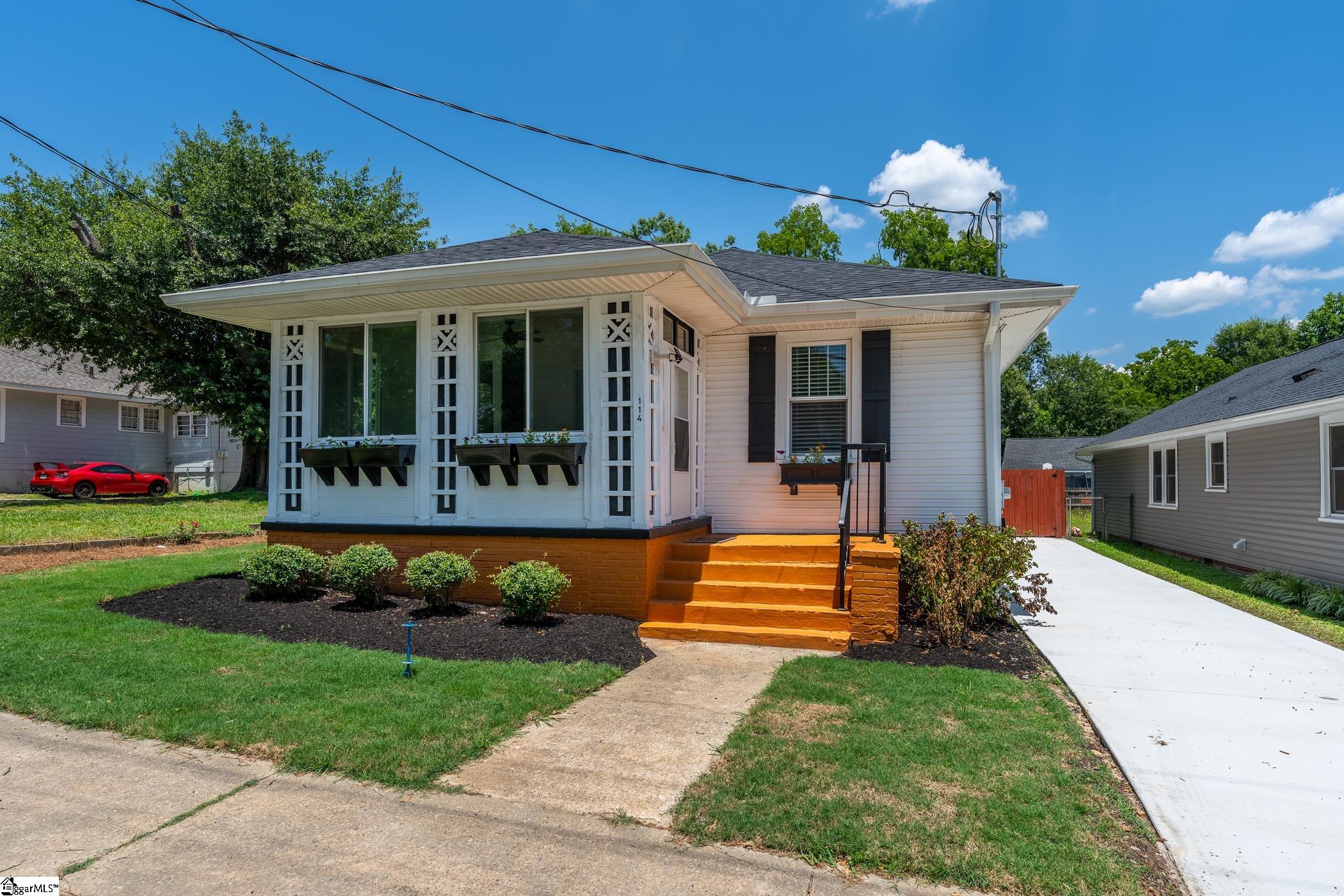114 E Parker Road Greenville, SC 29611