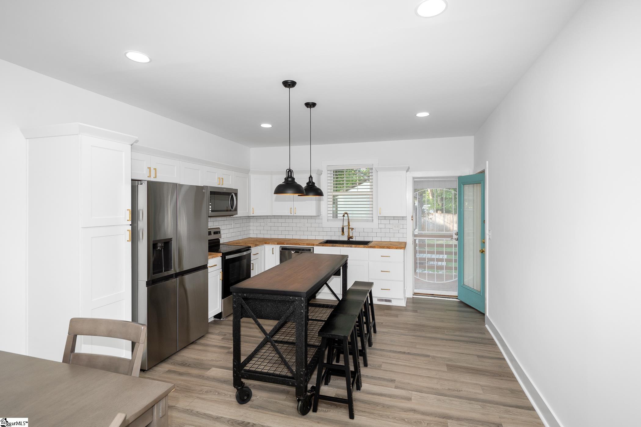 114 E Parker Road Greenville, SC 29611