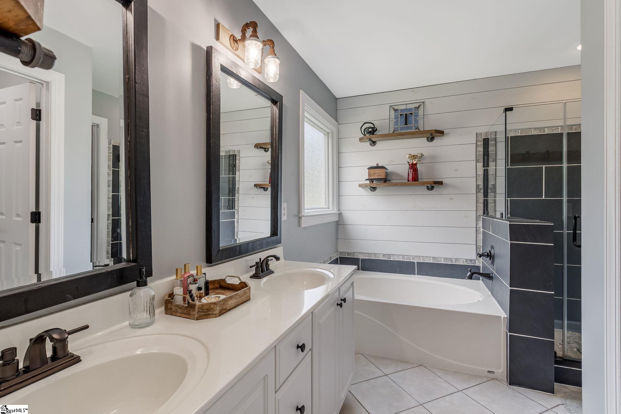 18 Overcup Court Greer, SC 29650
