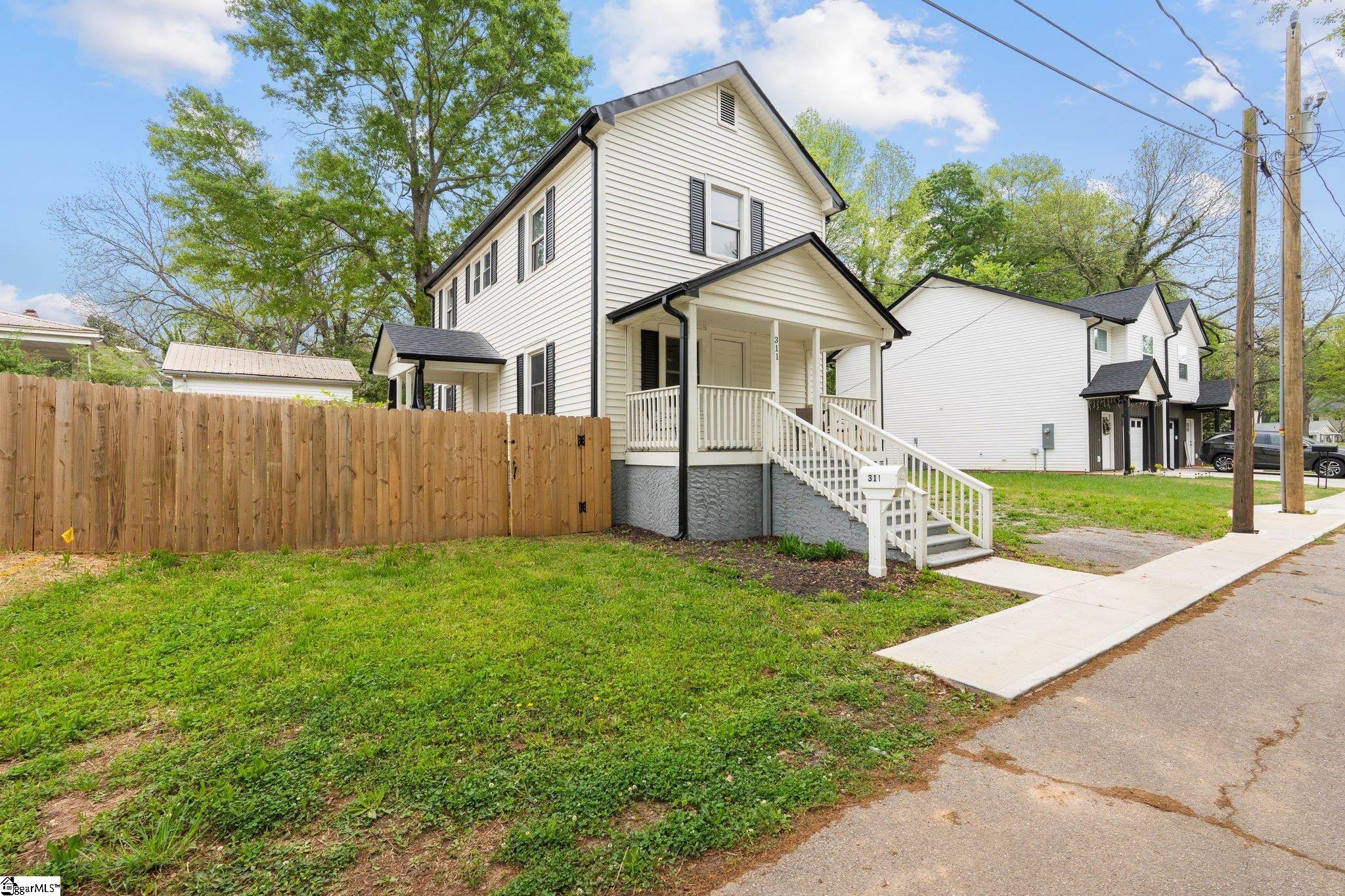 311 Bullington Street Woodruff, SC 29388