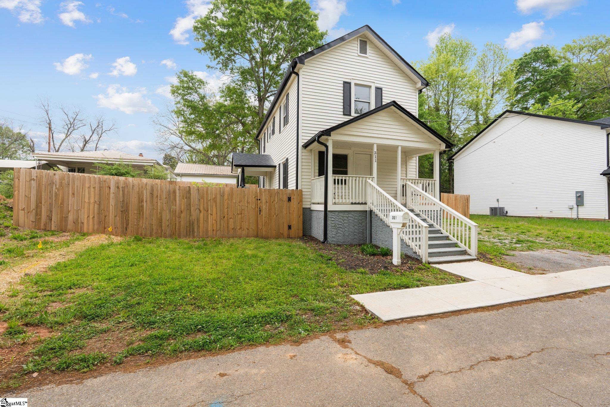 311 Bullington Street Woodruff, SC 29388