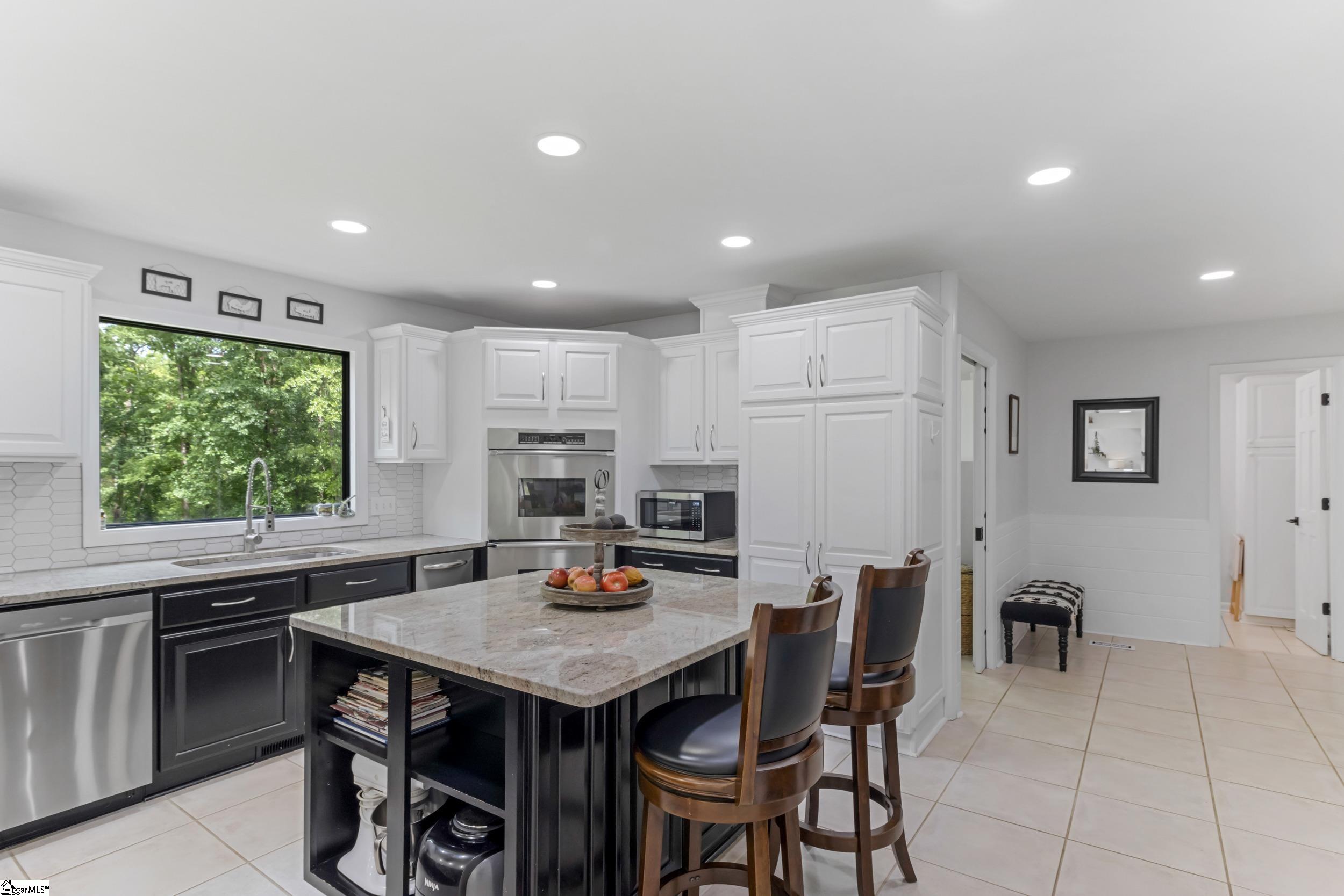 106 Riverbank Court Moore, SC 29369