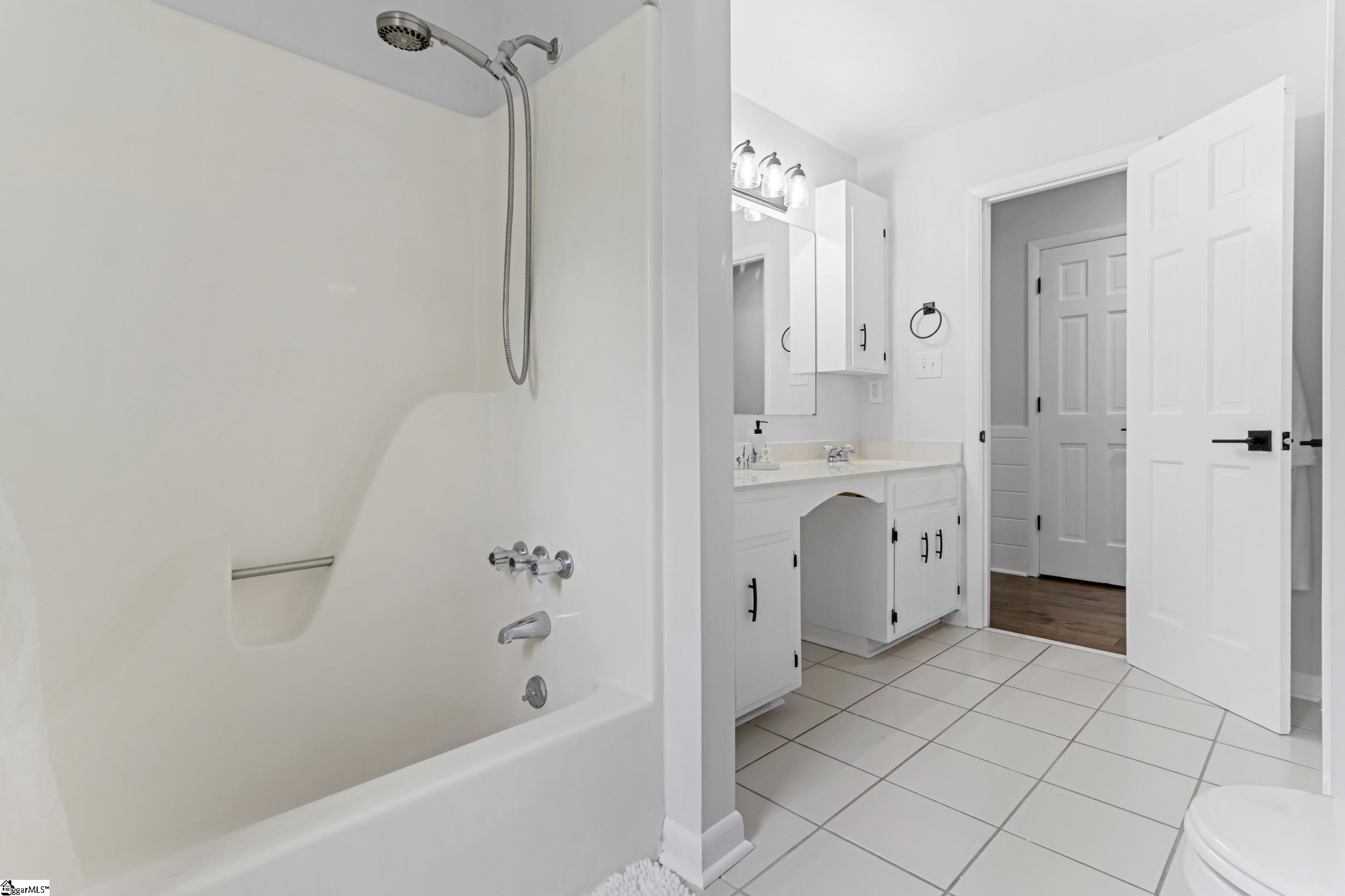 106 Riverbank Court Moore, SC 29369