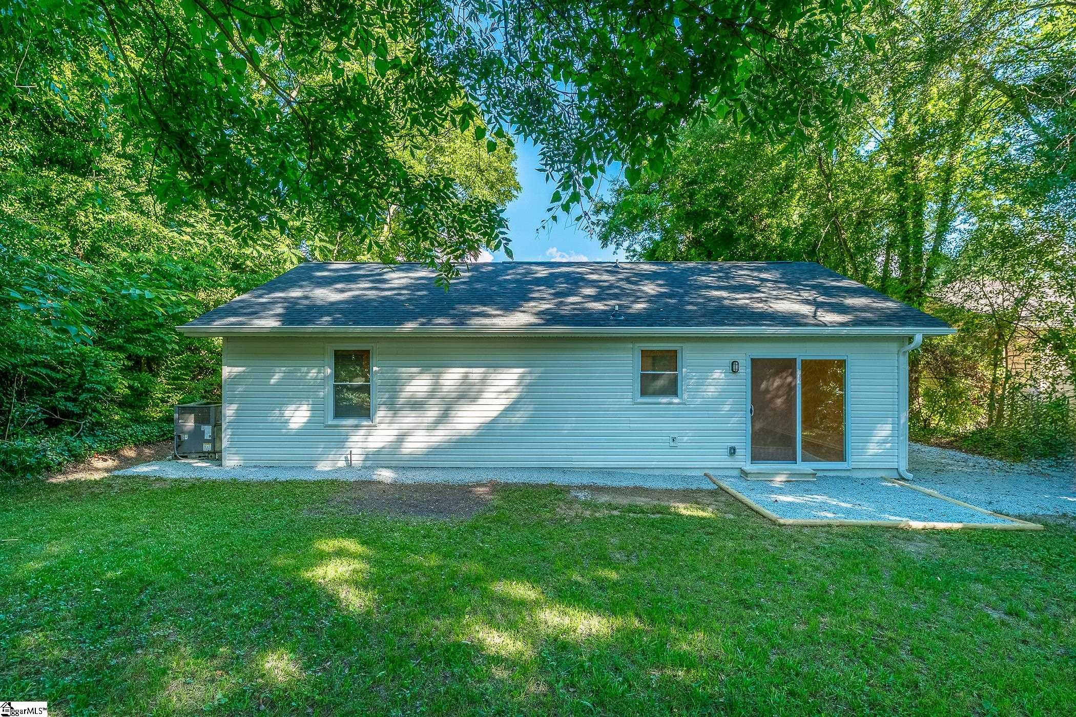 307 Echols Street Greenville, SC 29601