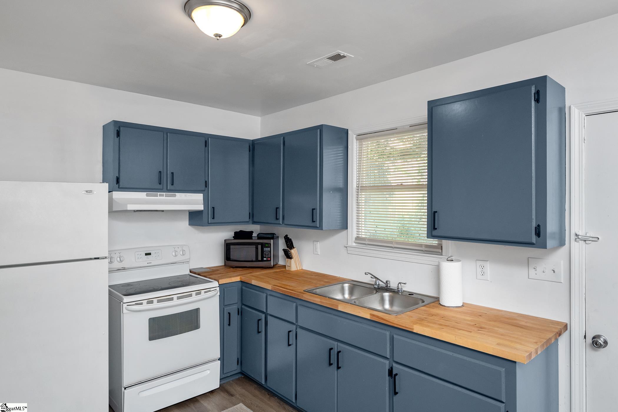 307 Echols Street Greenville, SC 29601