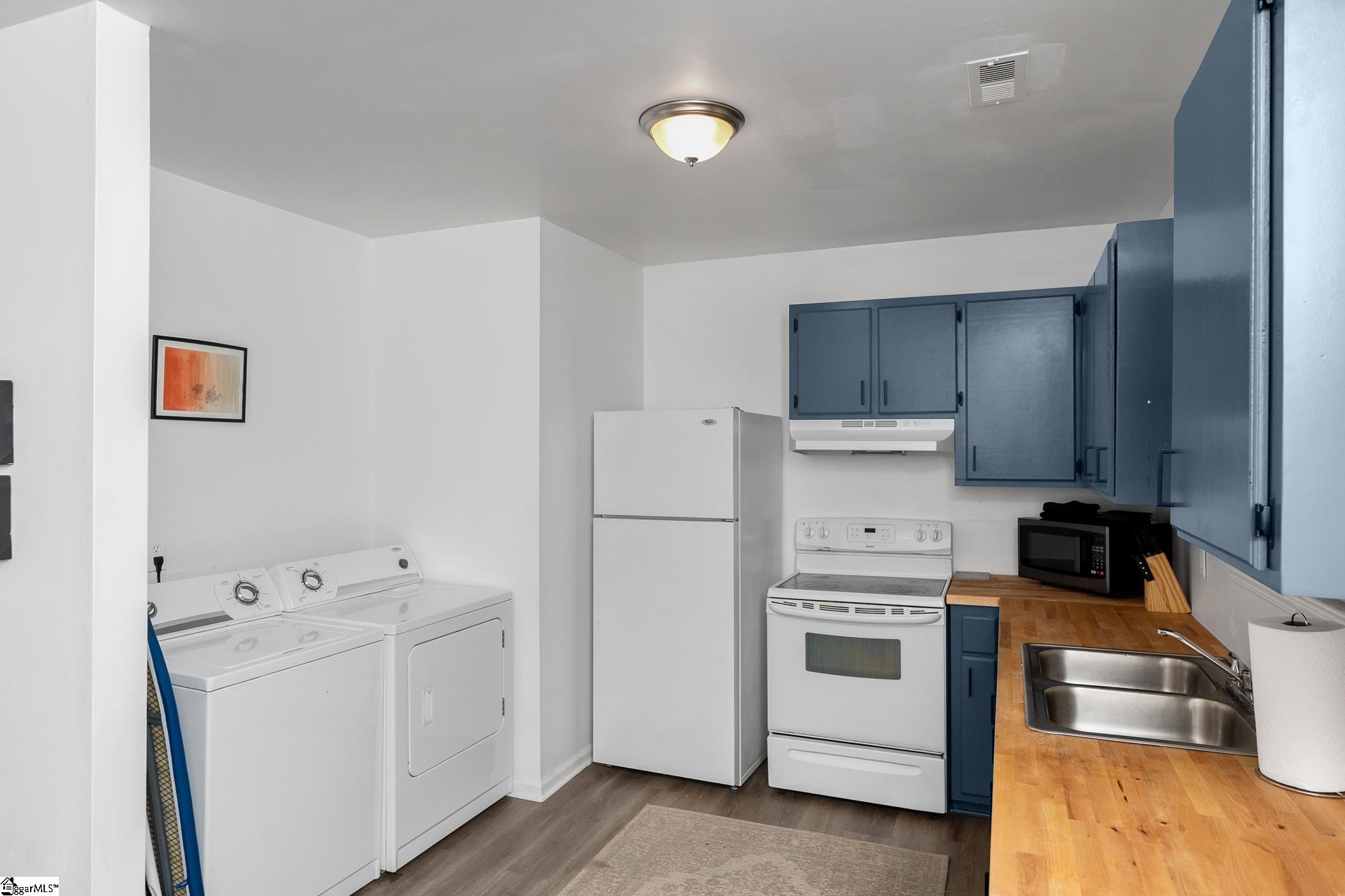 307 Echols Street Greenville, SC 29601