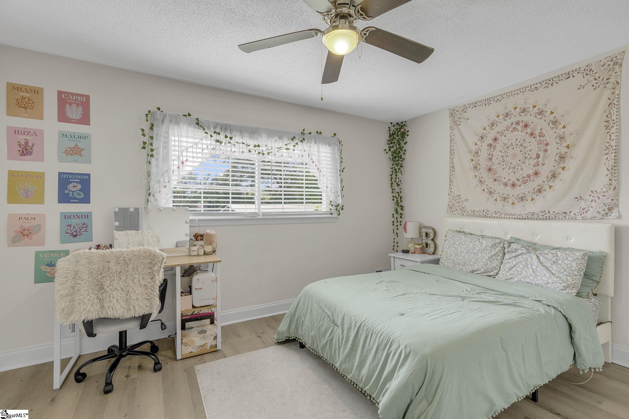 208 Kenneth Drive Boiling Springs, SC 29316