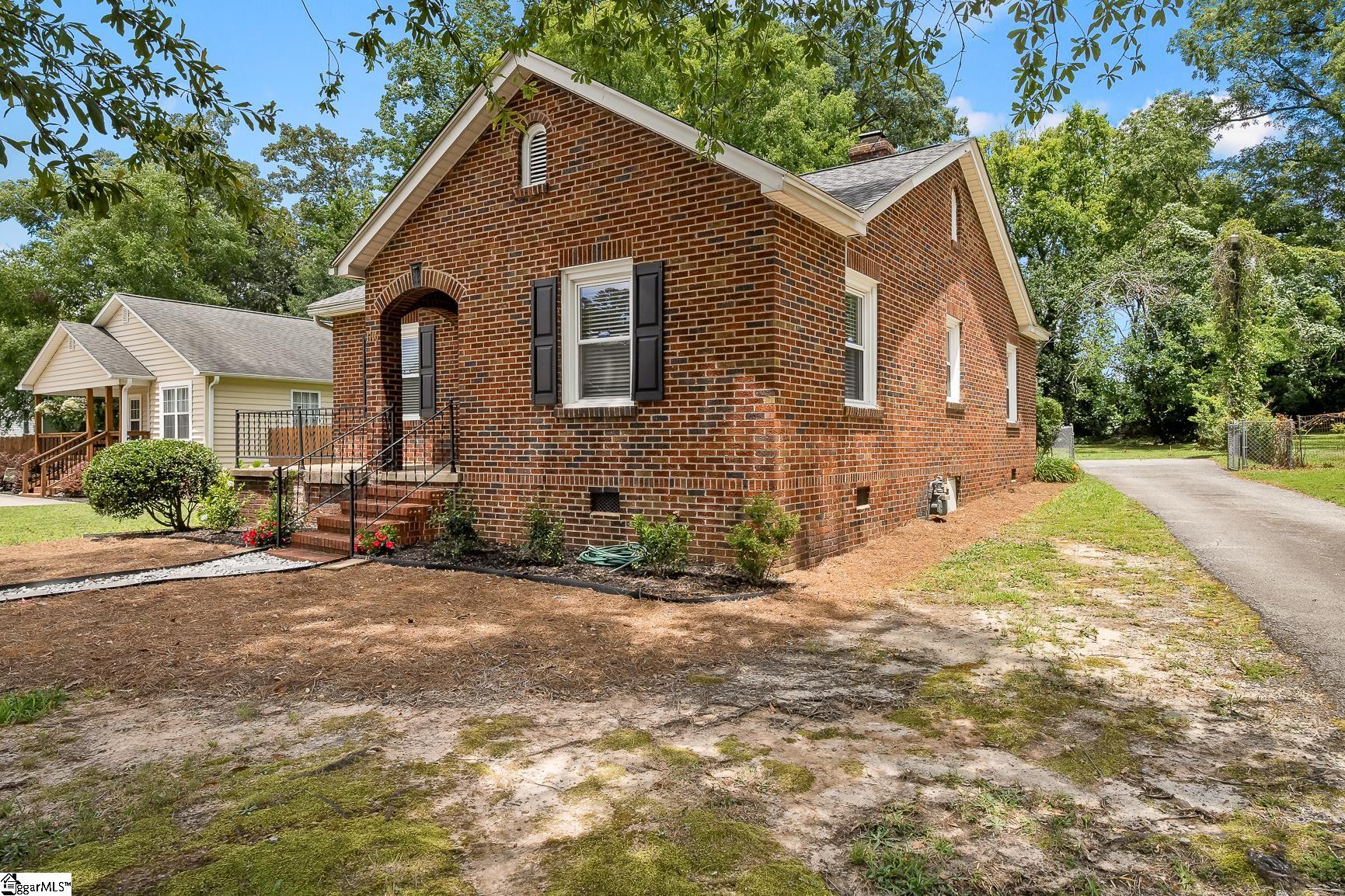 1706 Park Drive Anderson, SC 29625