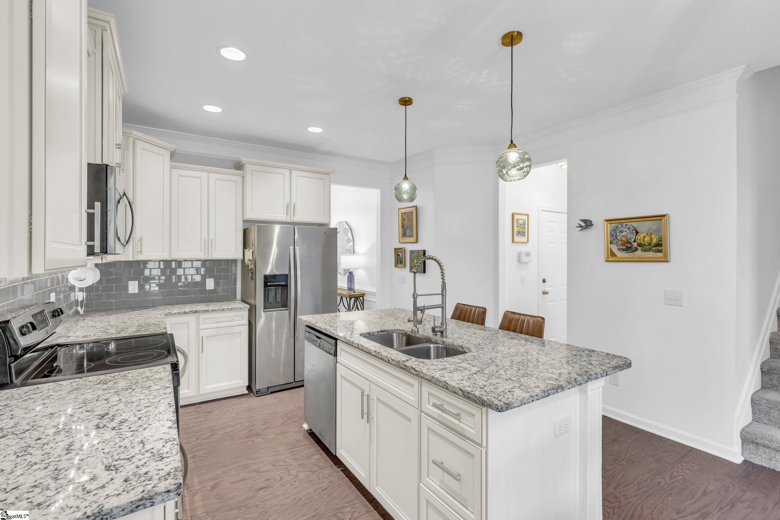 704 Daisy Hill Lane Simpsonville, SC 29681