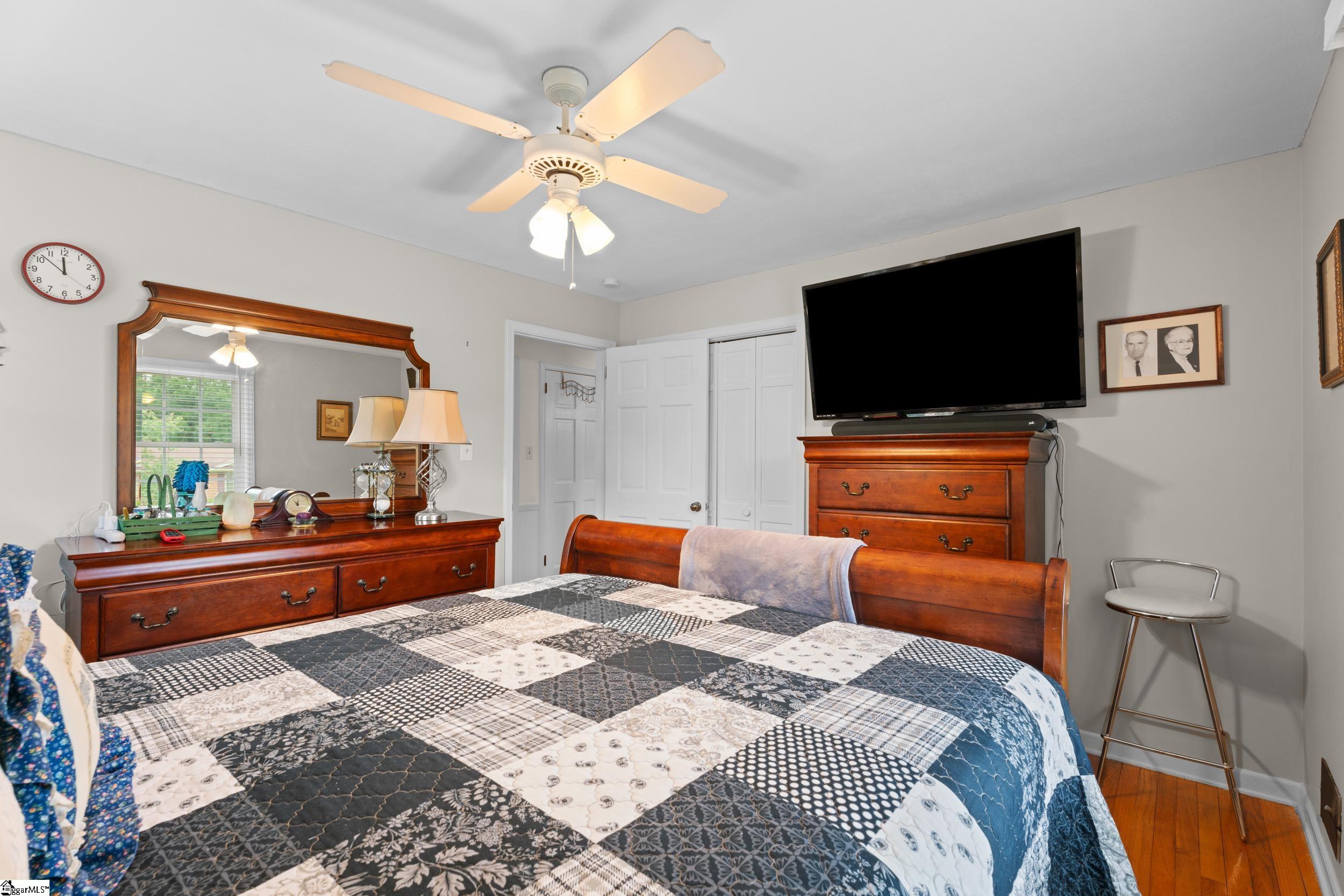 302 Peach Valley Drive Spartanburg, SC 29303