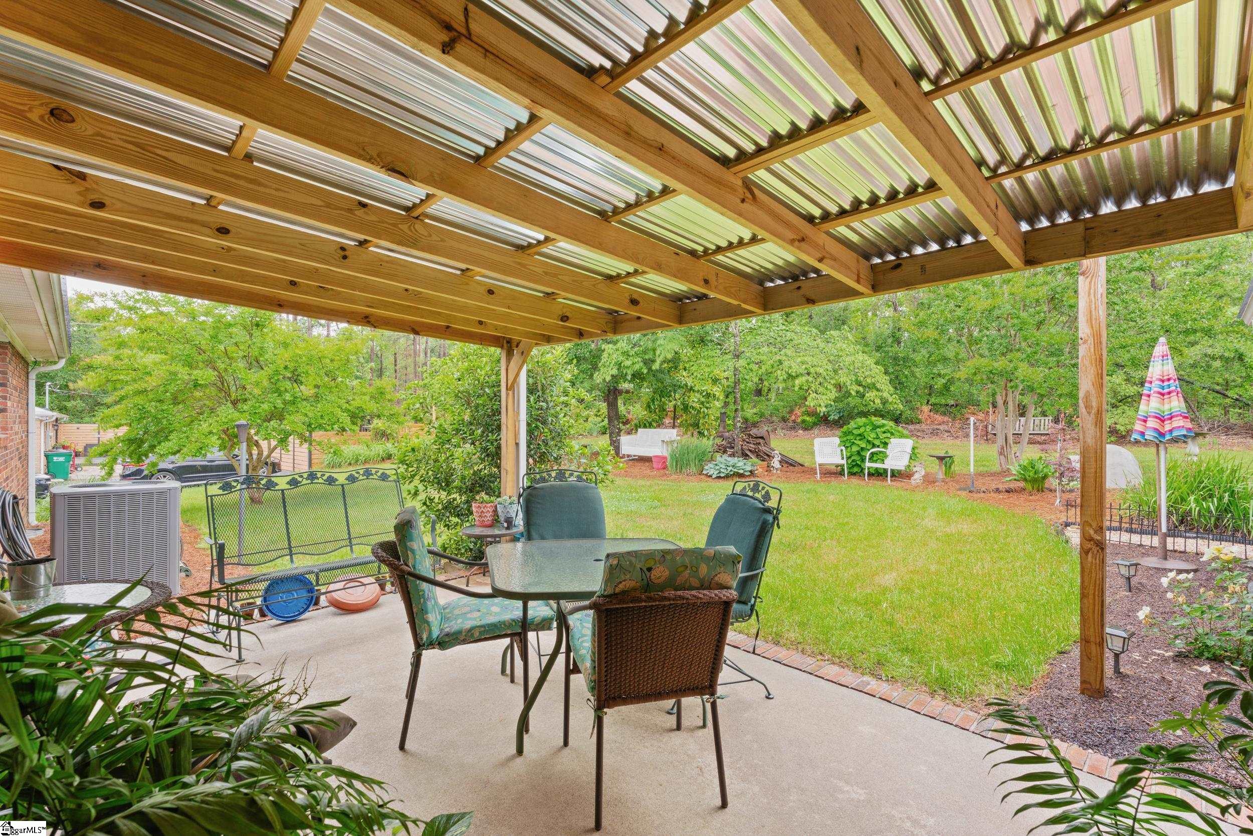 302 Peach Valley Drive Spartanburg, SC 29303