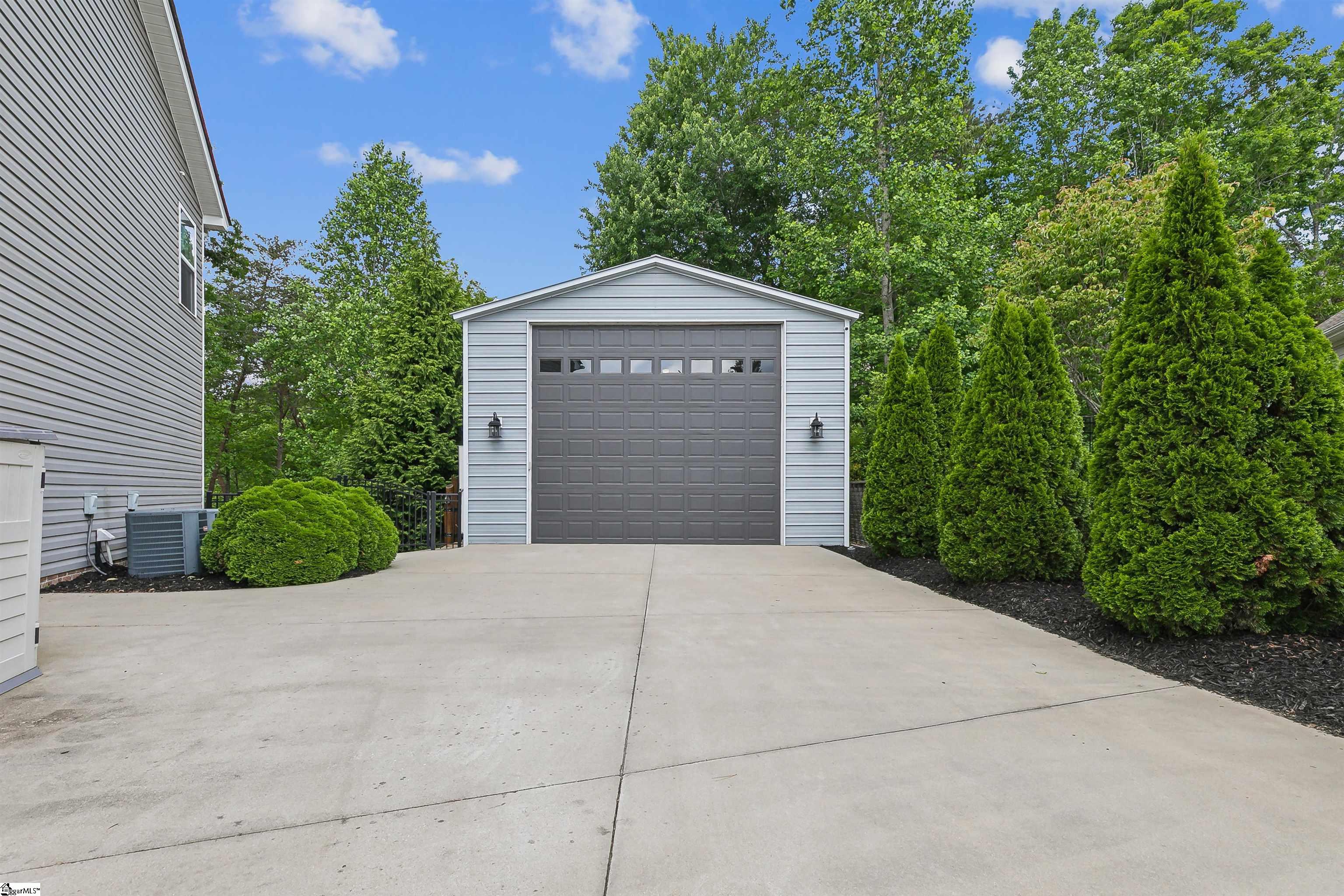 31 Goodwin Farms Court Travelers Rest, SC 29690