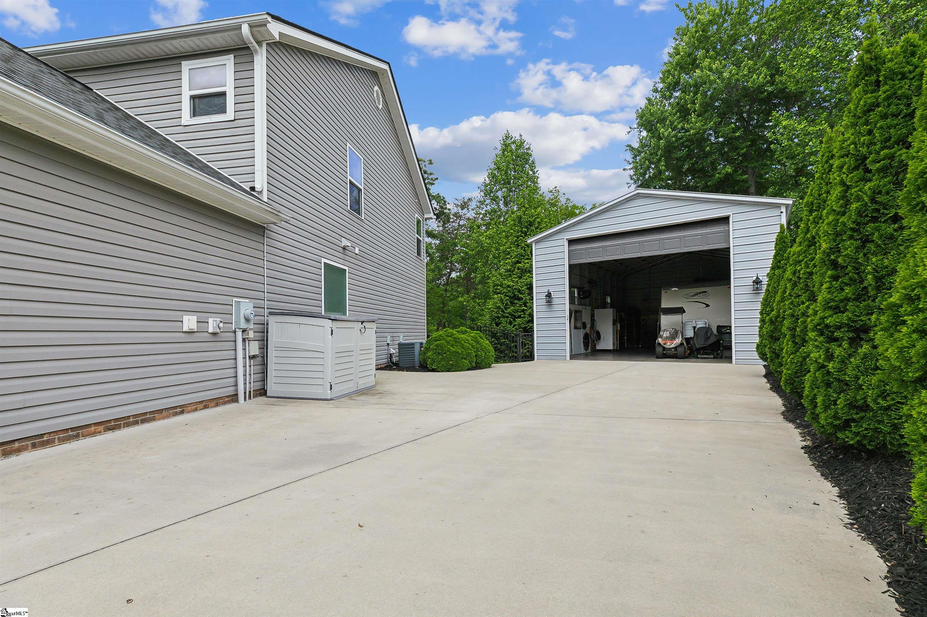 31 Goodwin Farms Court Travelers Rest, SC 29690
