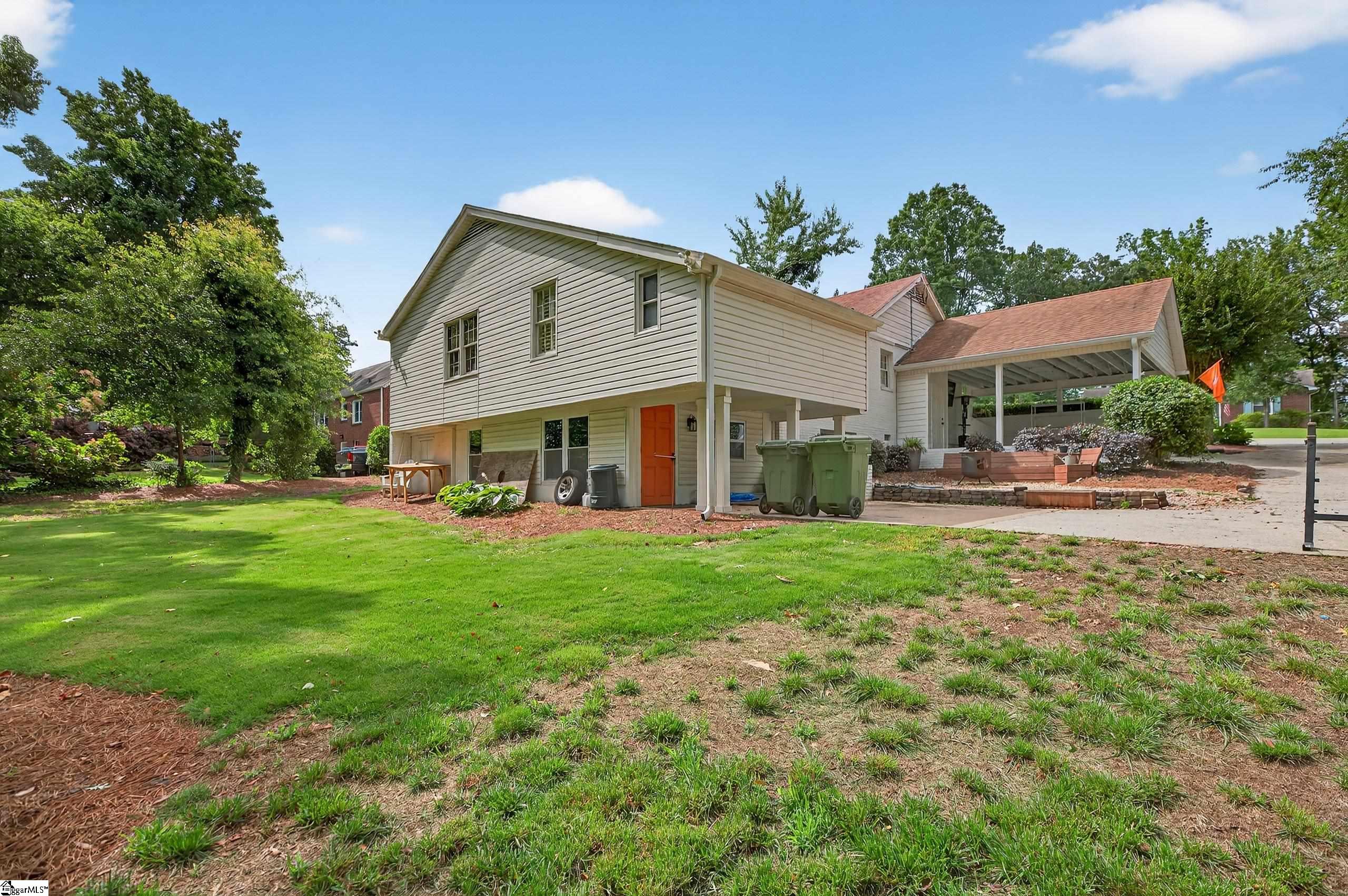 260 Riggs Drive Clemson, SC 29631
