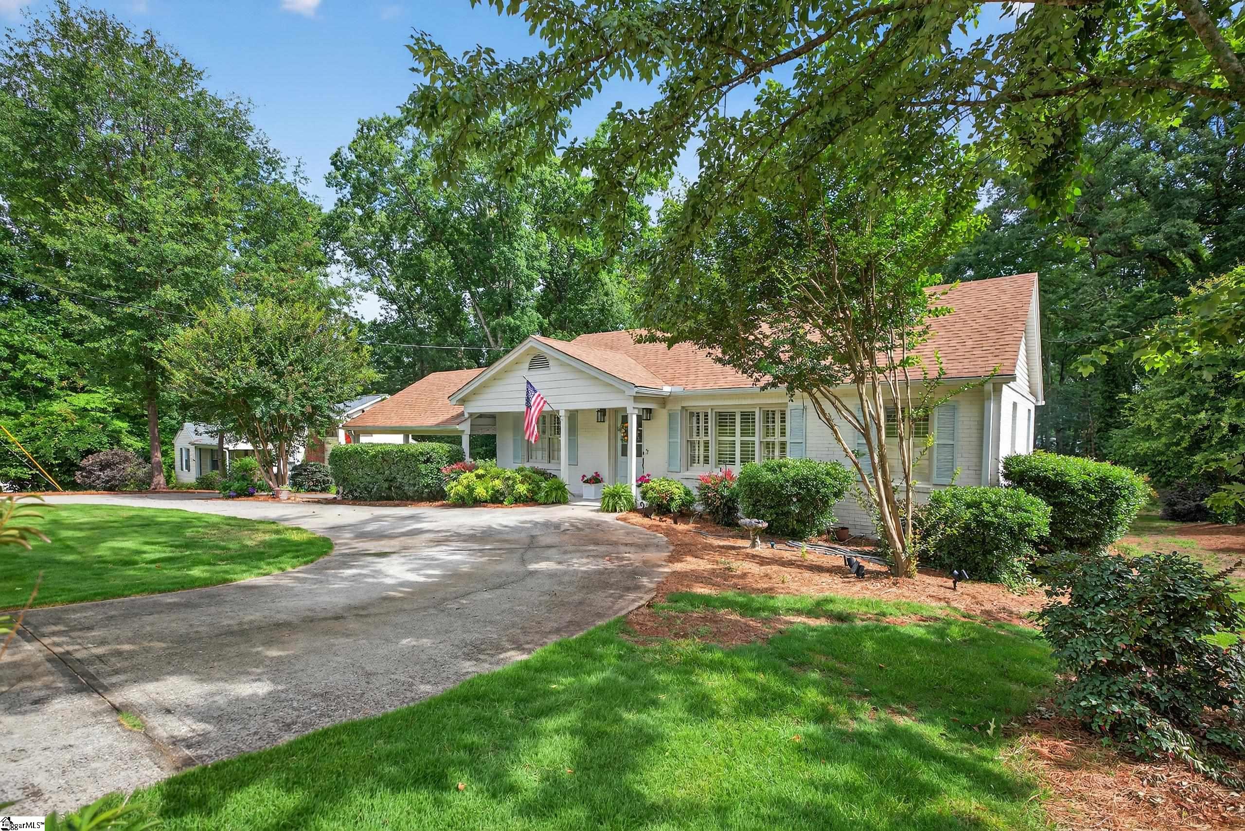 260 Riggs Drive Clemson, SC 29631