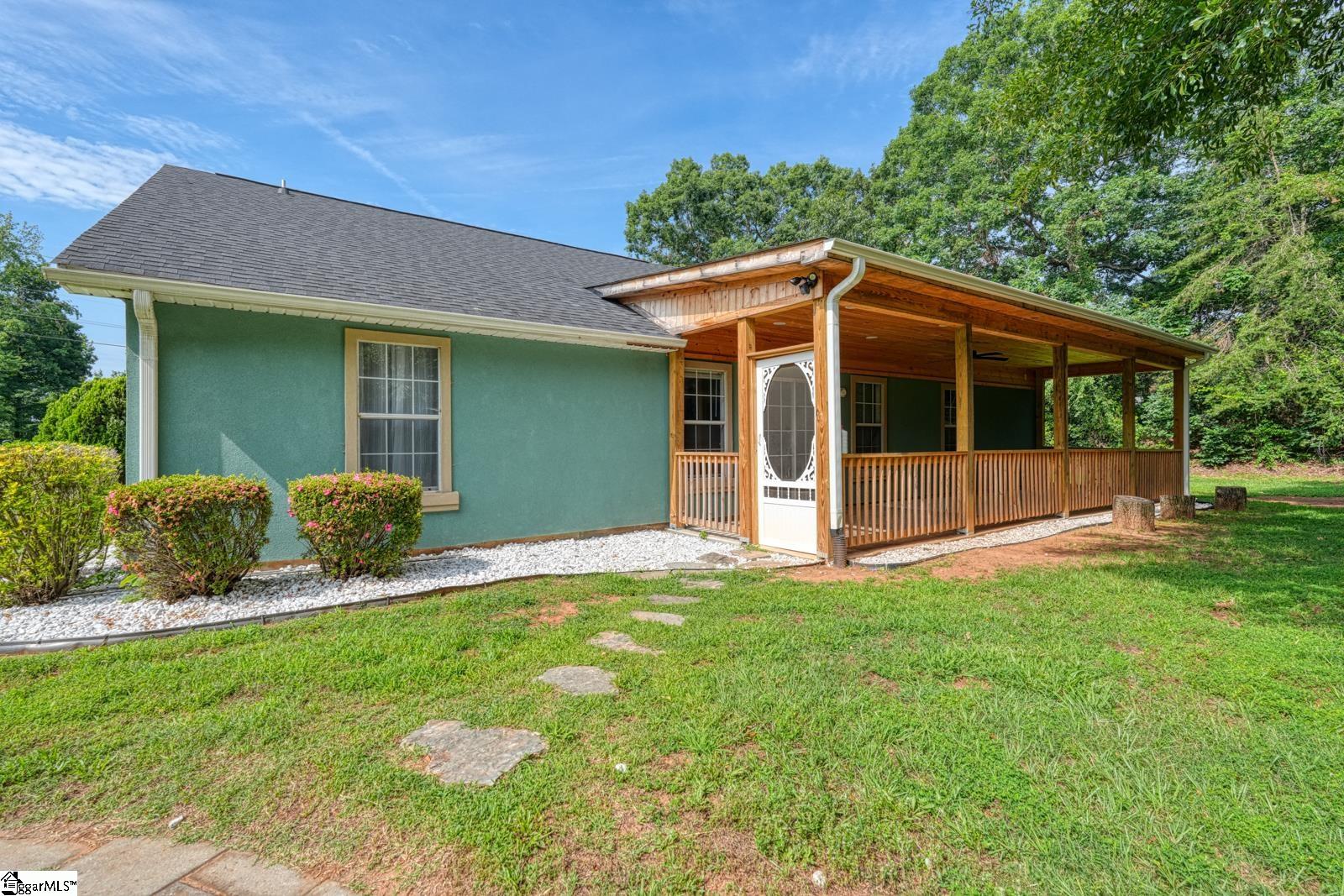 203 Palmetto Drive Greer, SC 29651