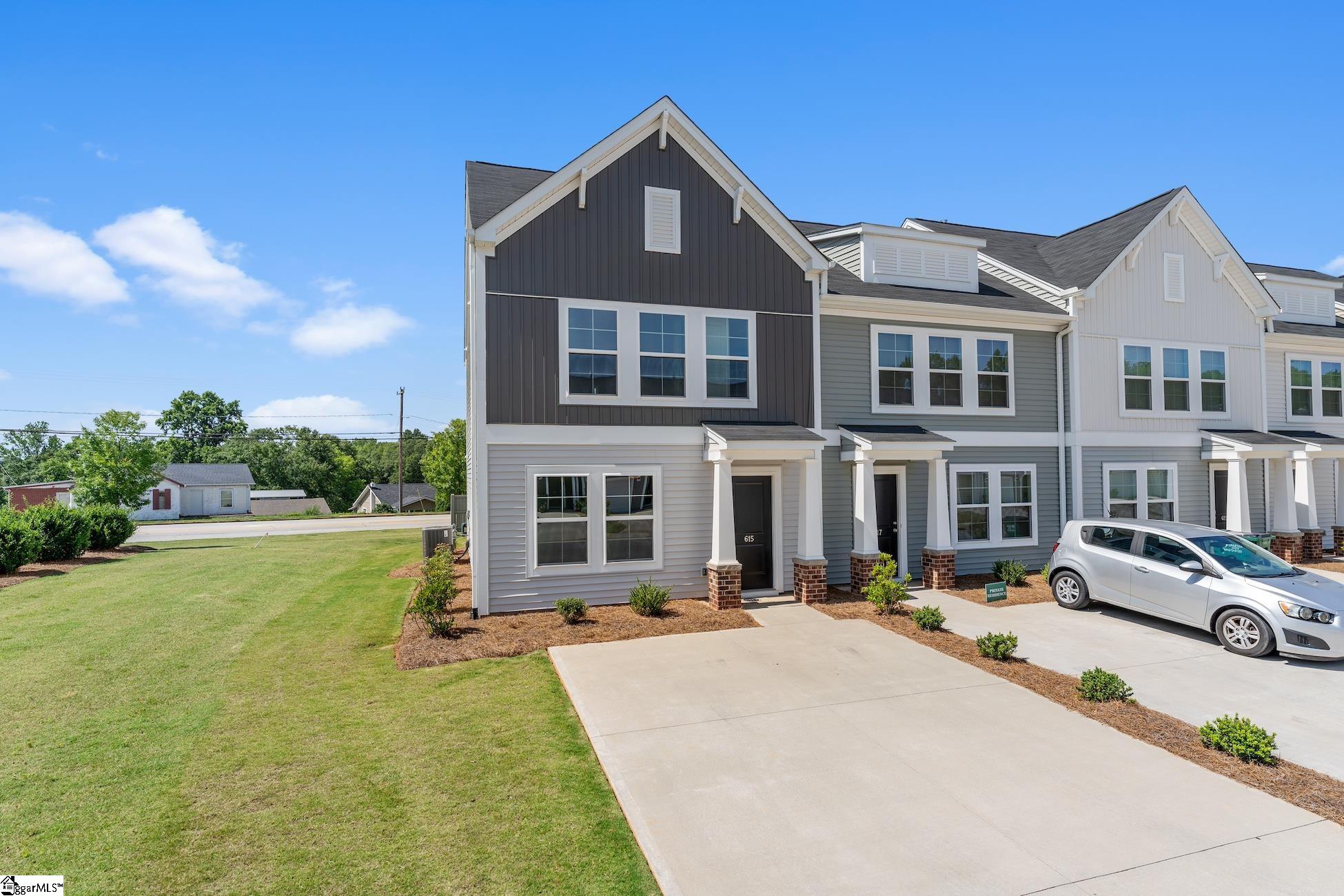 615 Blossom Run UNIT Lot 1 Spartanburg, SC 29307