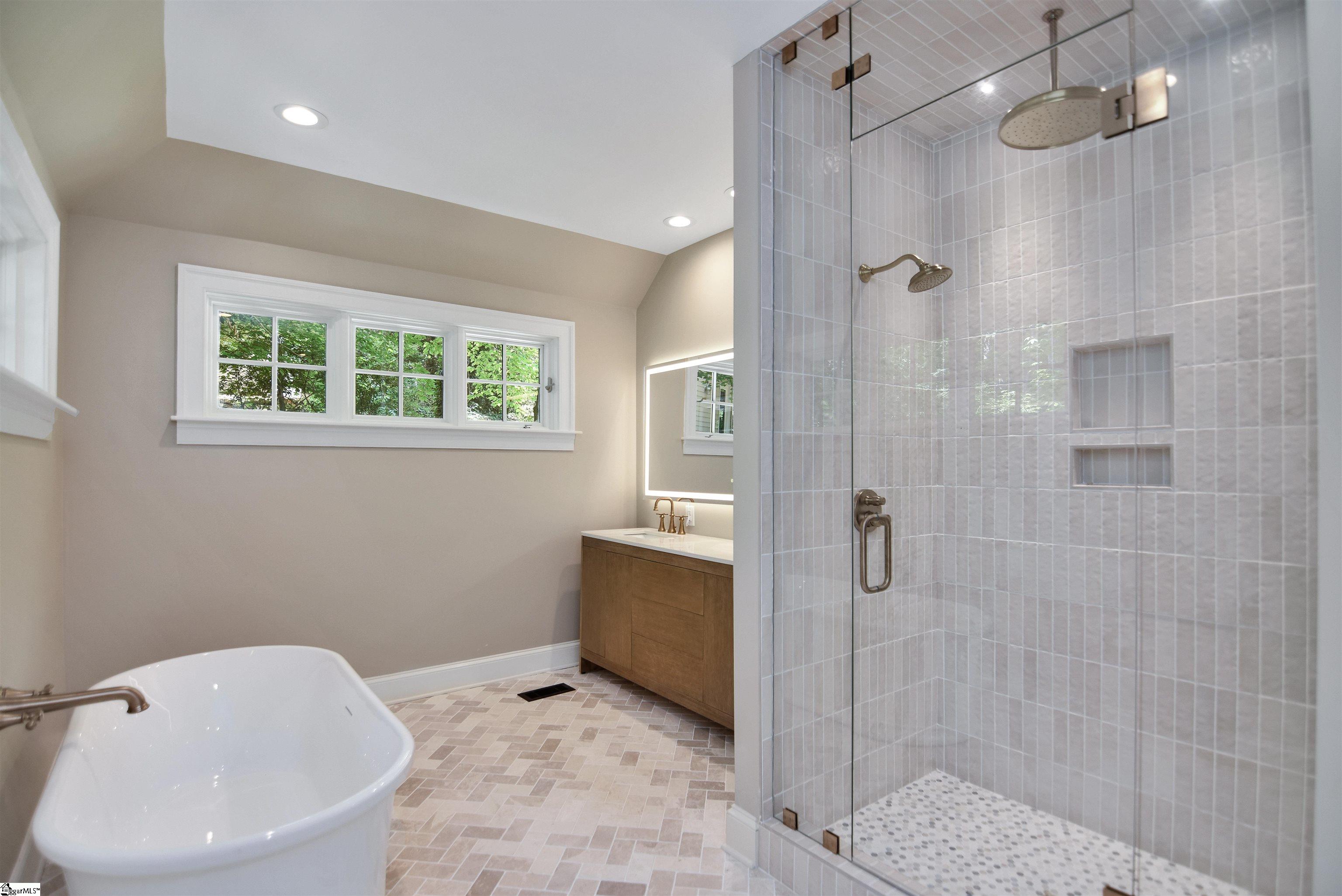 6 Skipper Lane Salem, SC 29676