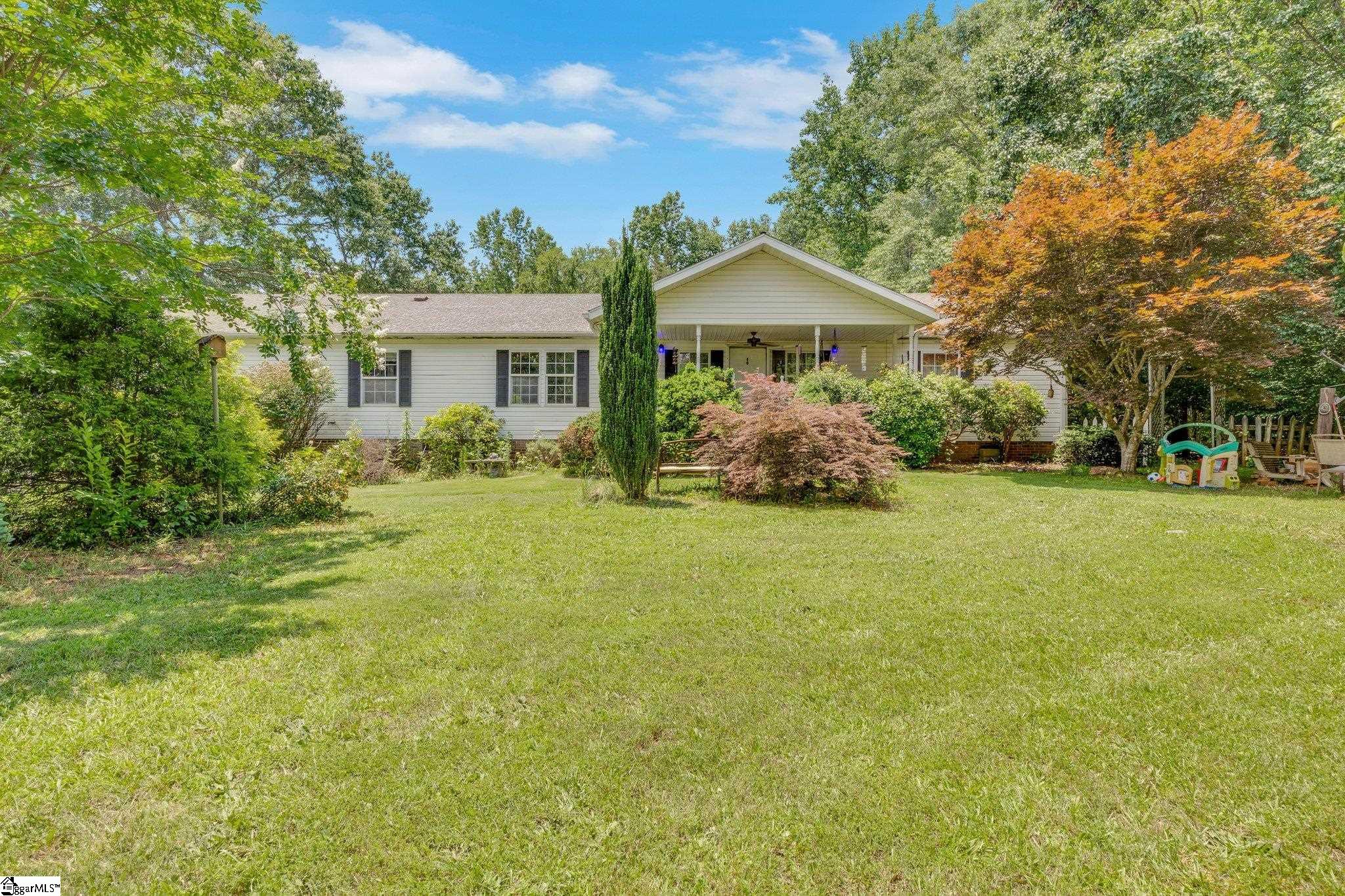 215 Pearson Road Woodruff, SC 29388