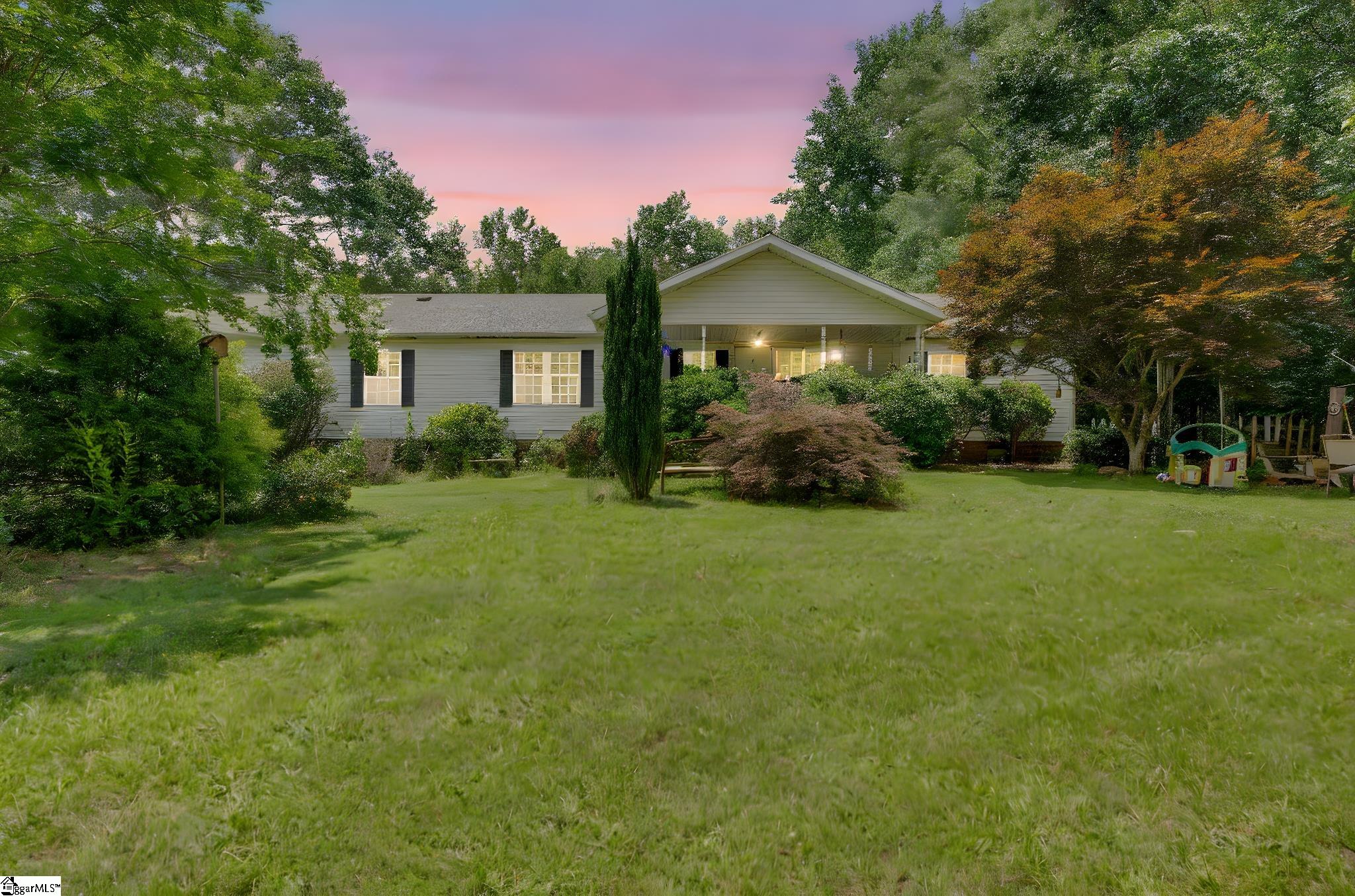 215 Pearson Road Woodruff, SC 29388