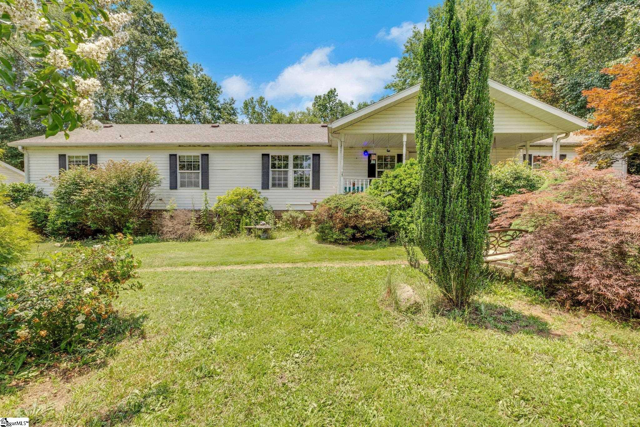 215 Pearson Road Woodruff, SC 29388