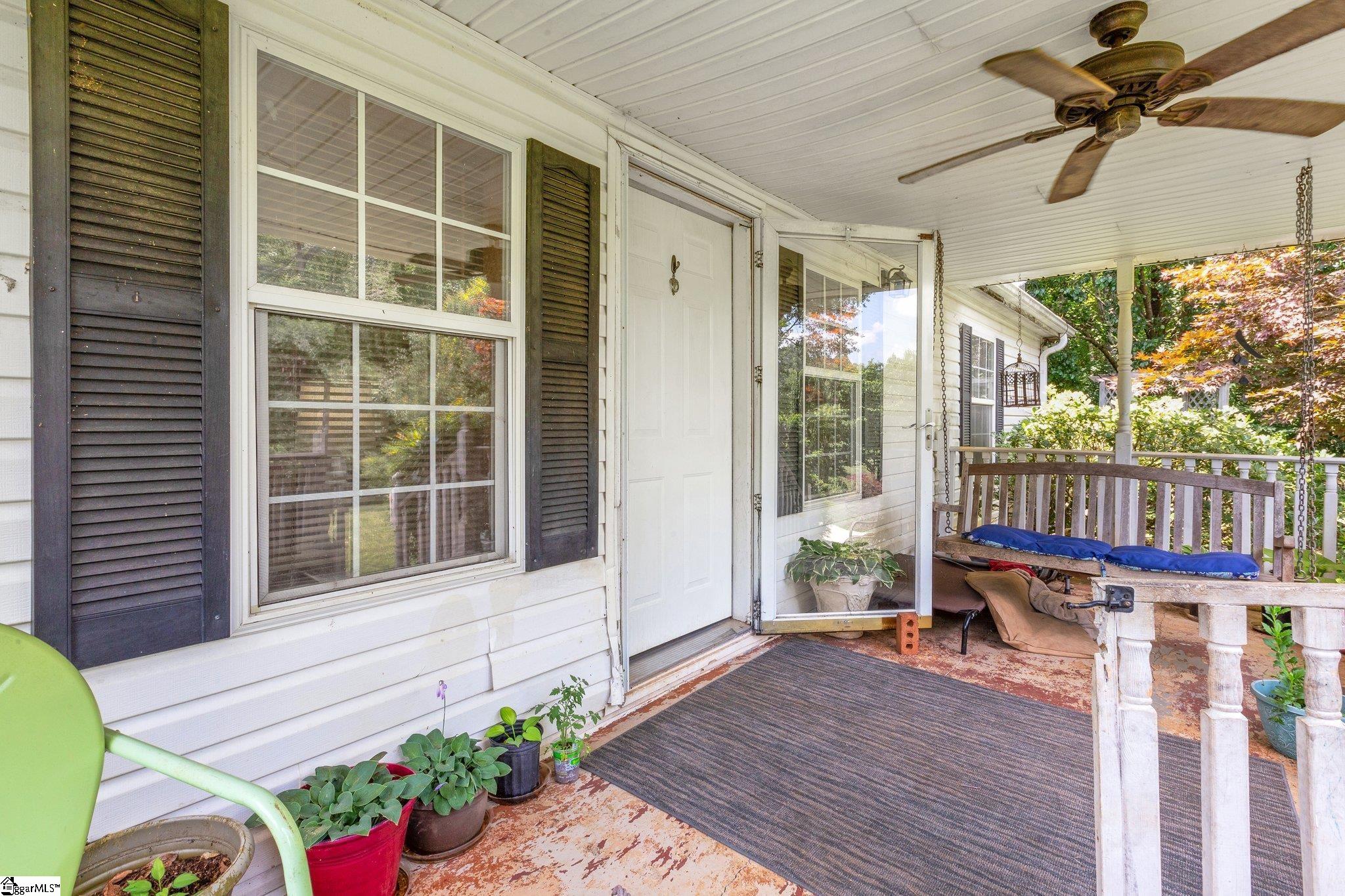 215 Pearson Road Woodruff, SC 29388