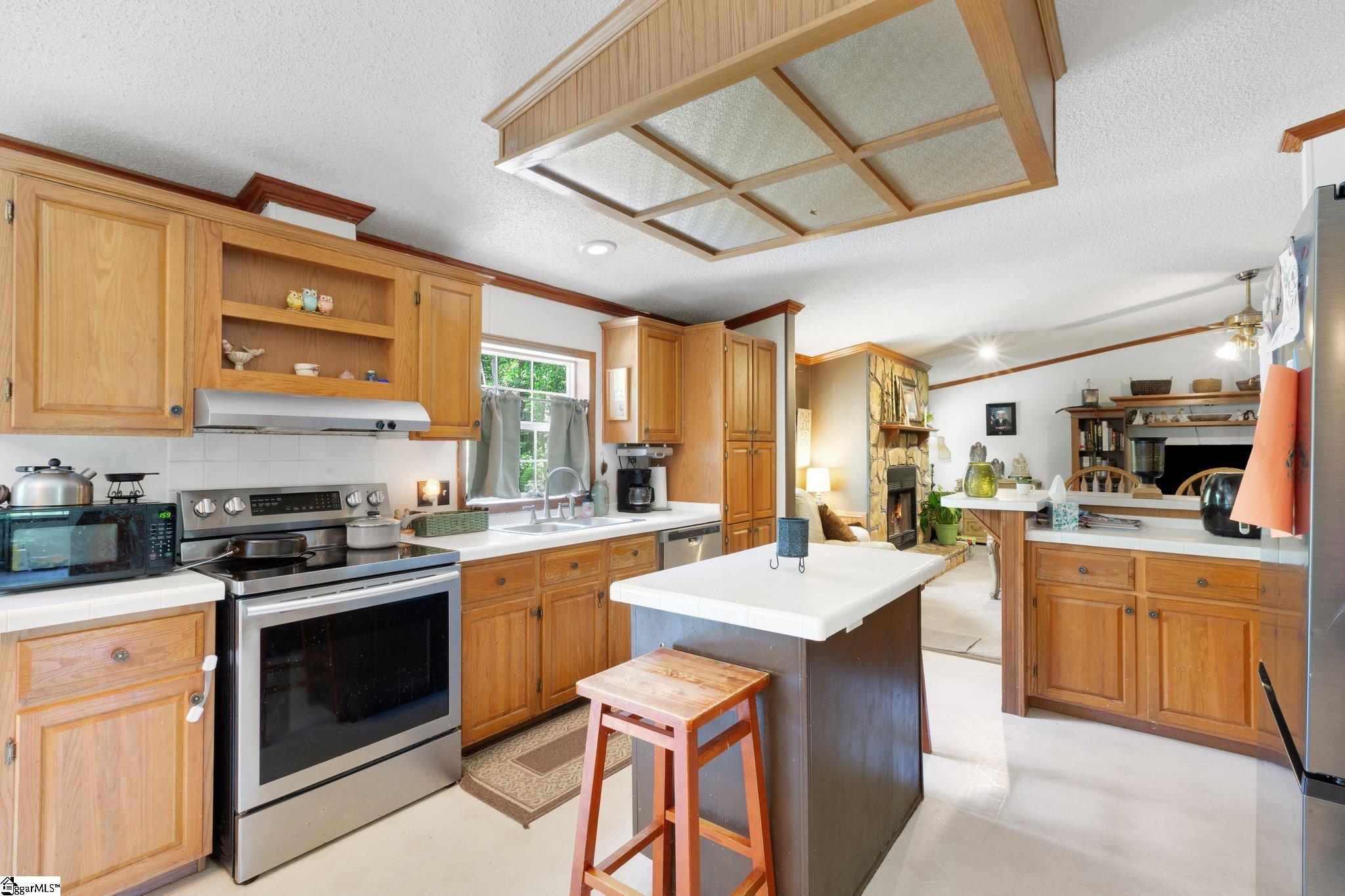 215 Pearson Road Woodruff, SC 29388