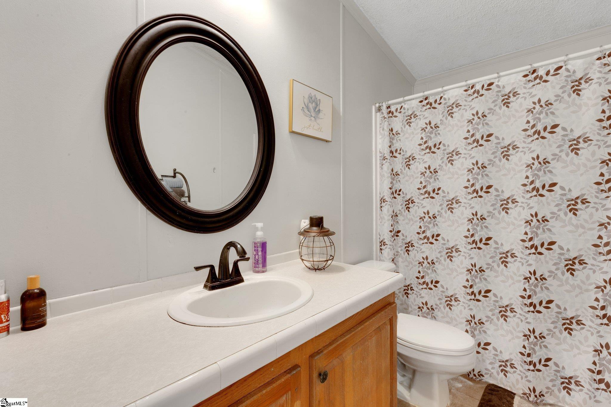 215 Pearson Road Woodruff, SC 29388