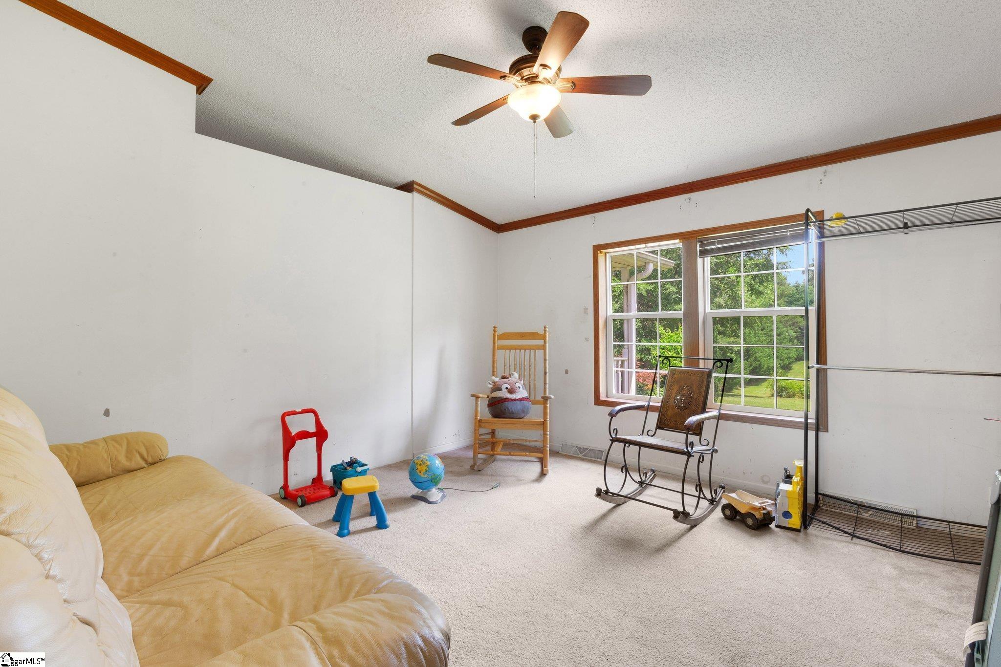 215 Pearson Road Woodruff, SC 29388