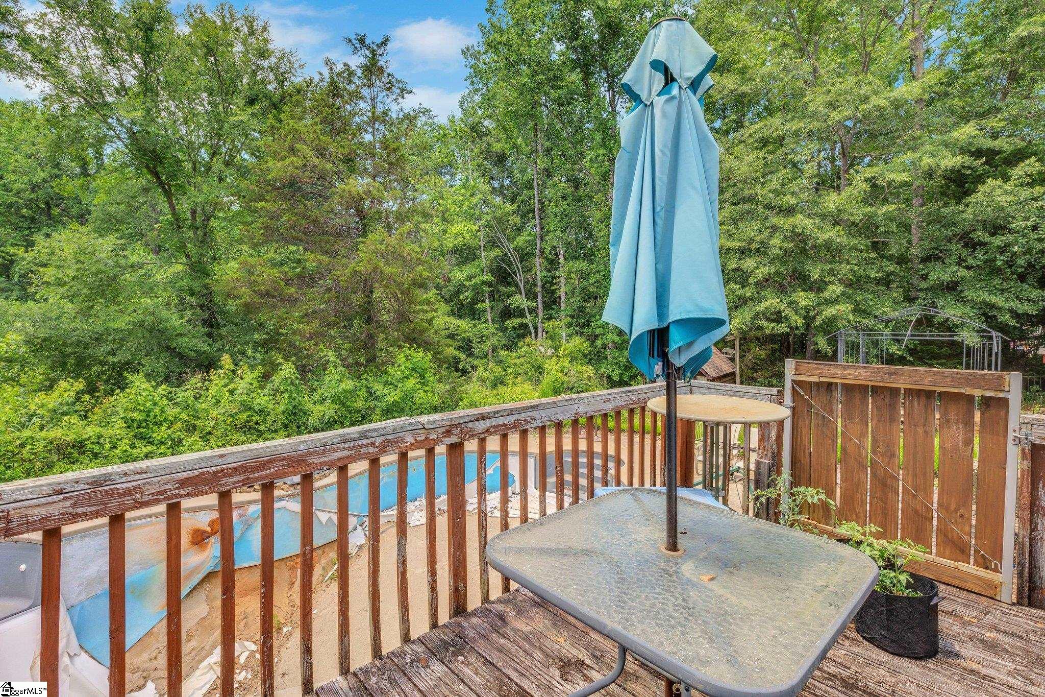 215 Pearson Road Woodruff, SC 29388