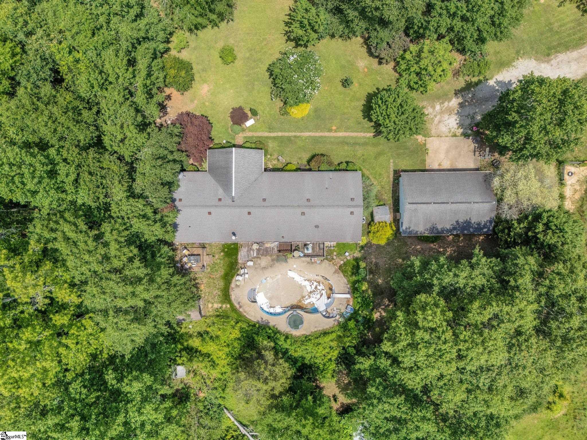 215 Pearson Road Woodruff, SC 29388