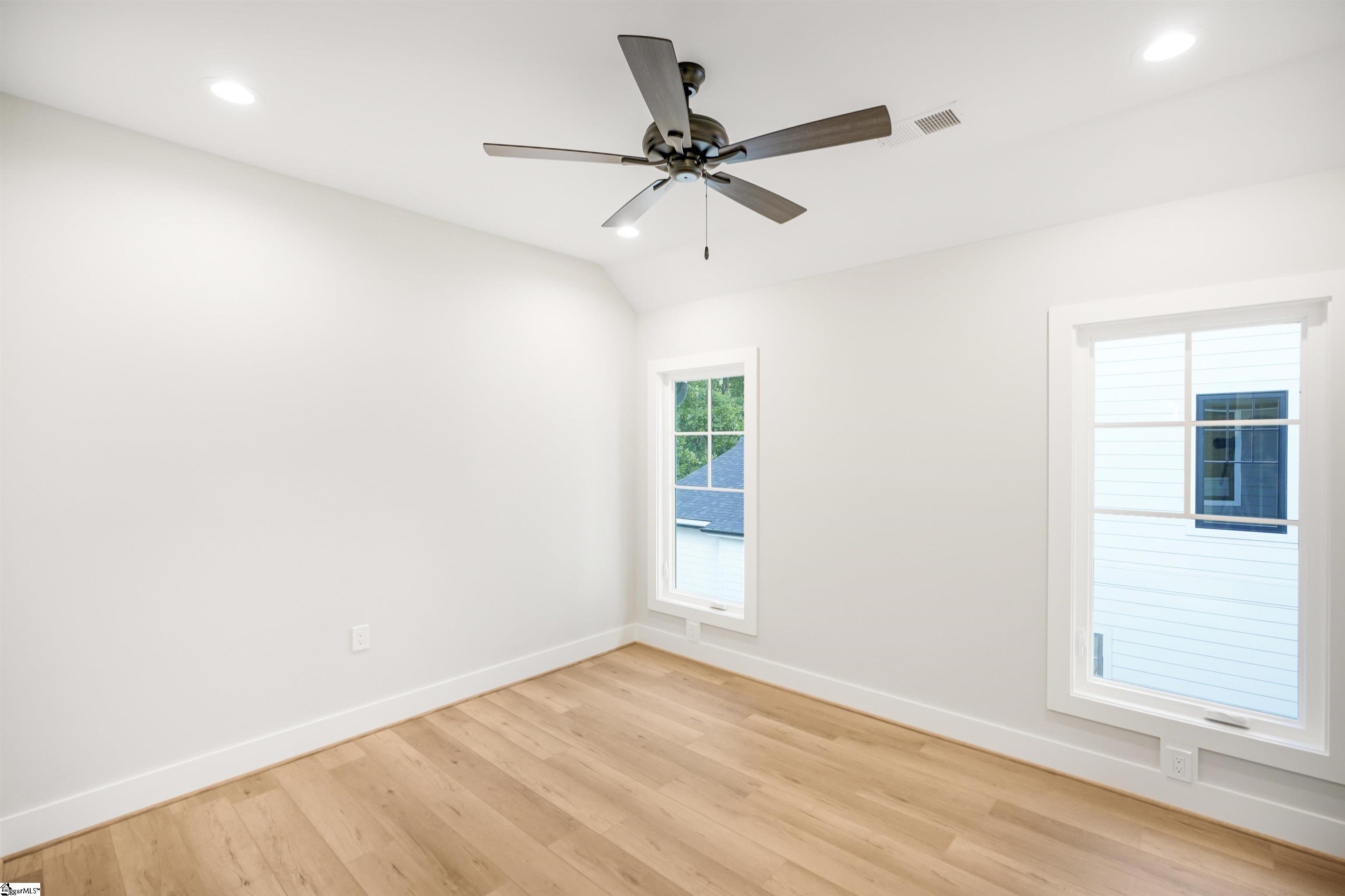 204 Cammer Avenue Greenville, SC 29605