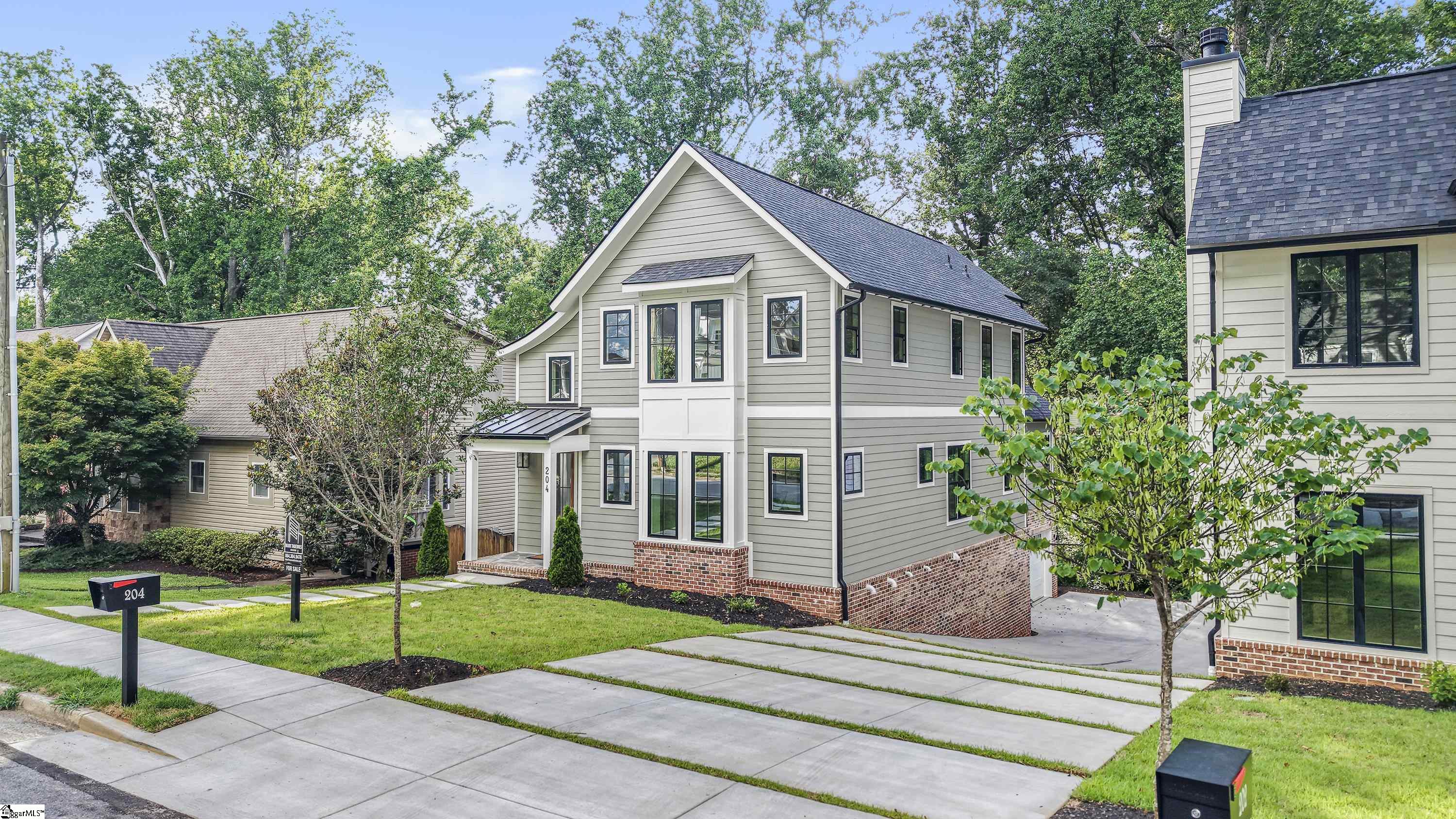 204 Cammer Avenue Greenville, SC 29605