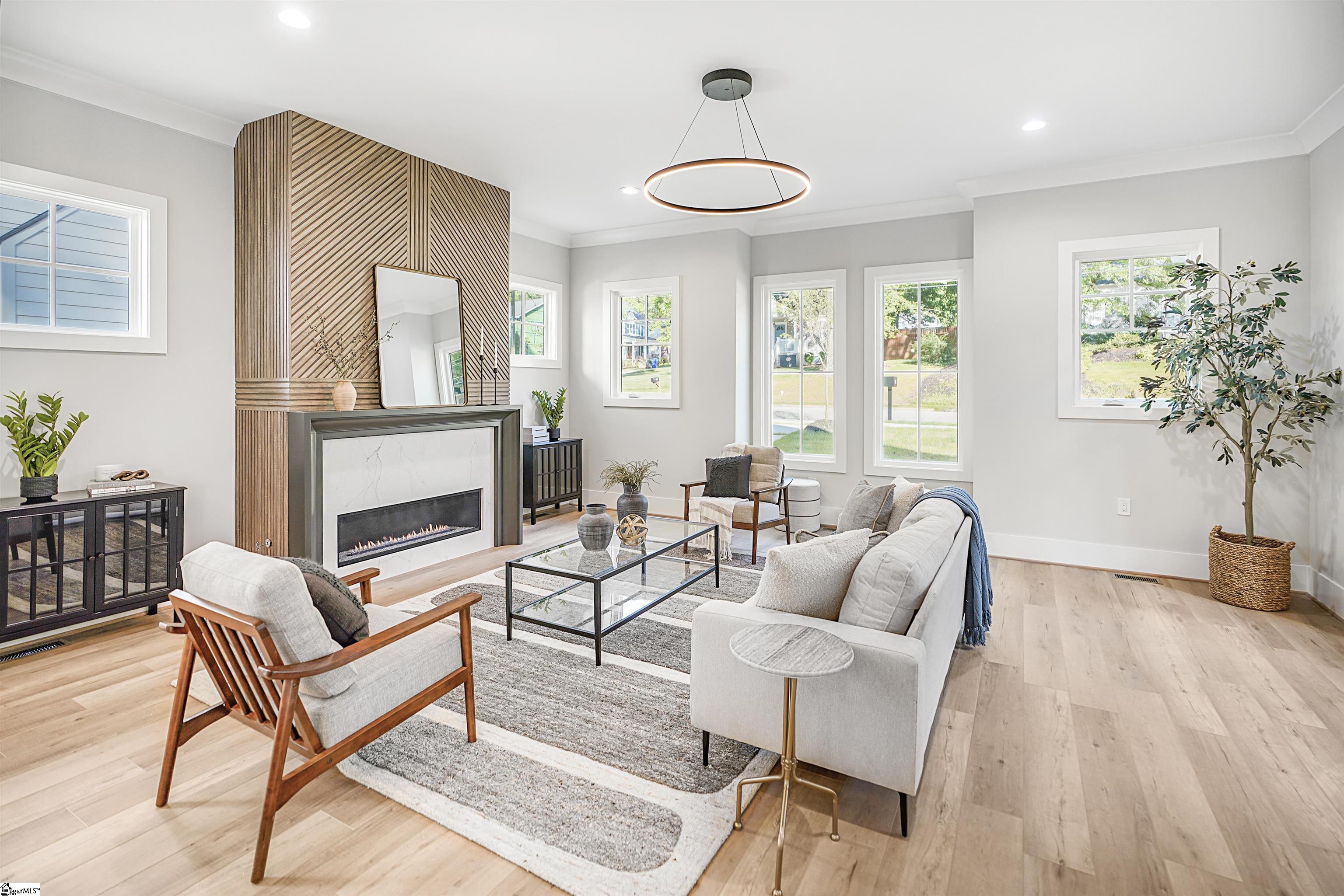 204 Cammer Avenue Greenville, SC 29605