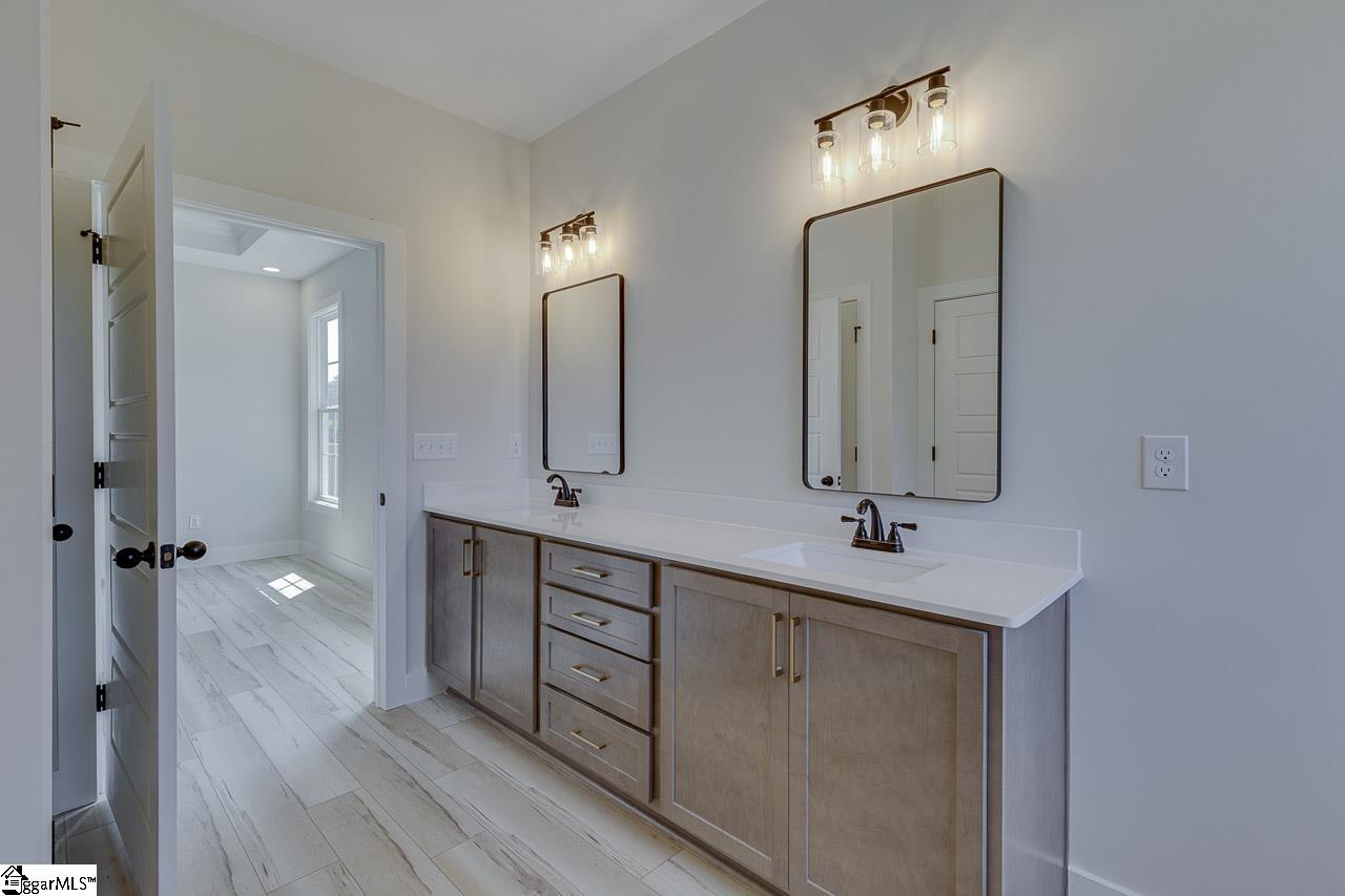 3352 Earls Bridge Road Easley, SC 29640