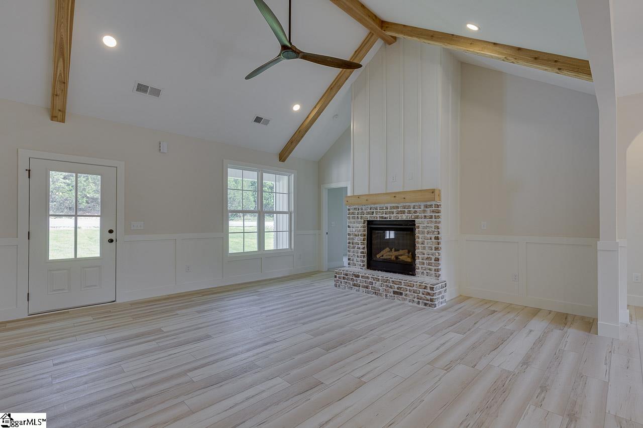 3352 Earls Bridge Road Easley, SC 29640