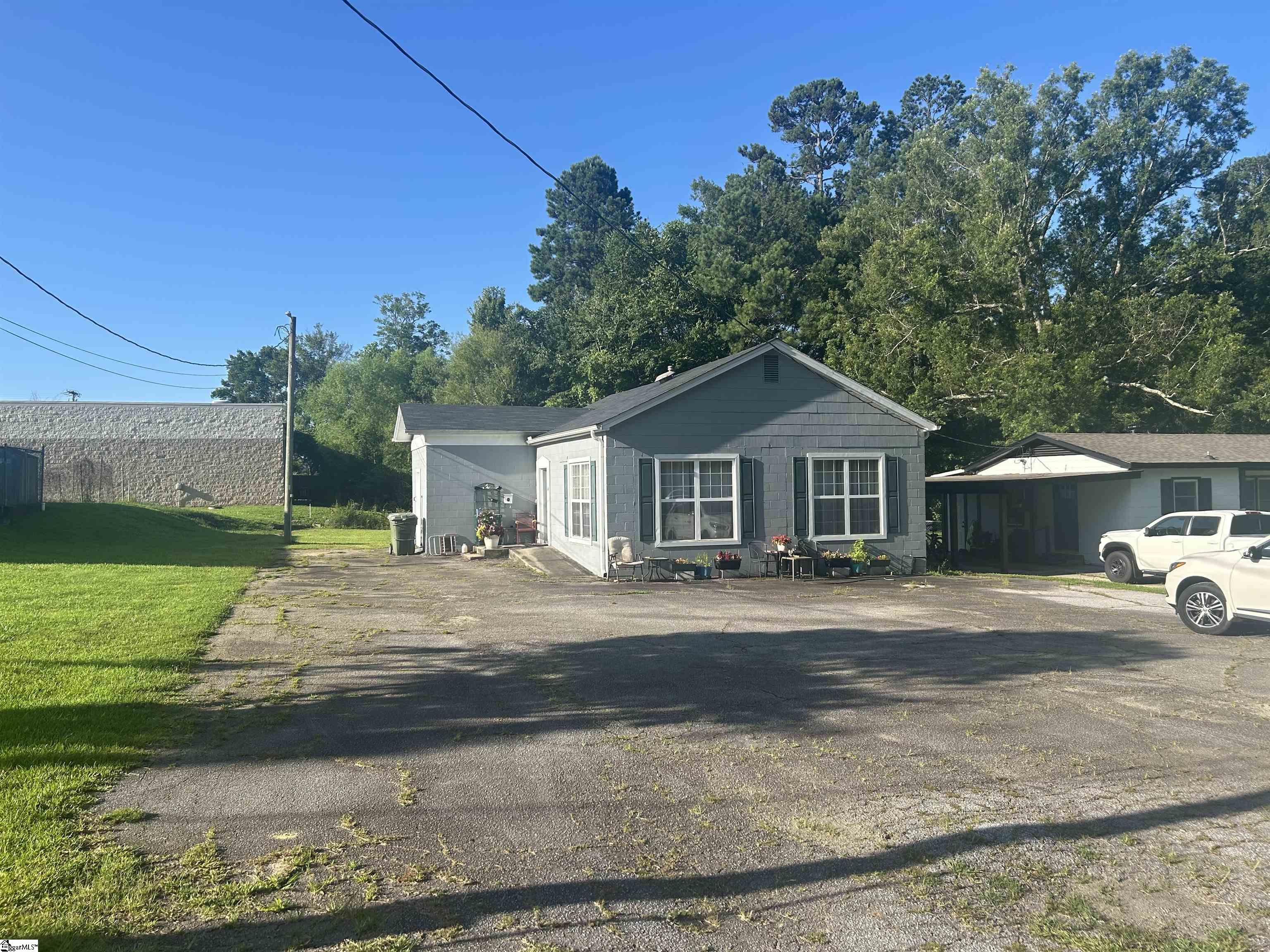 101 Elm Street Clinton, SC 29325