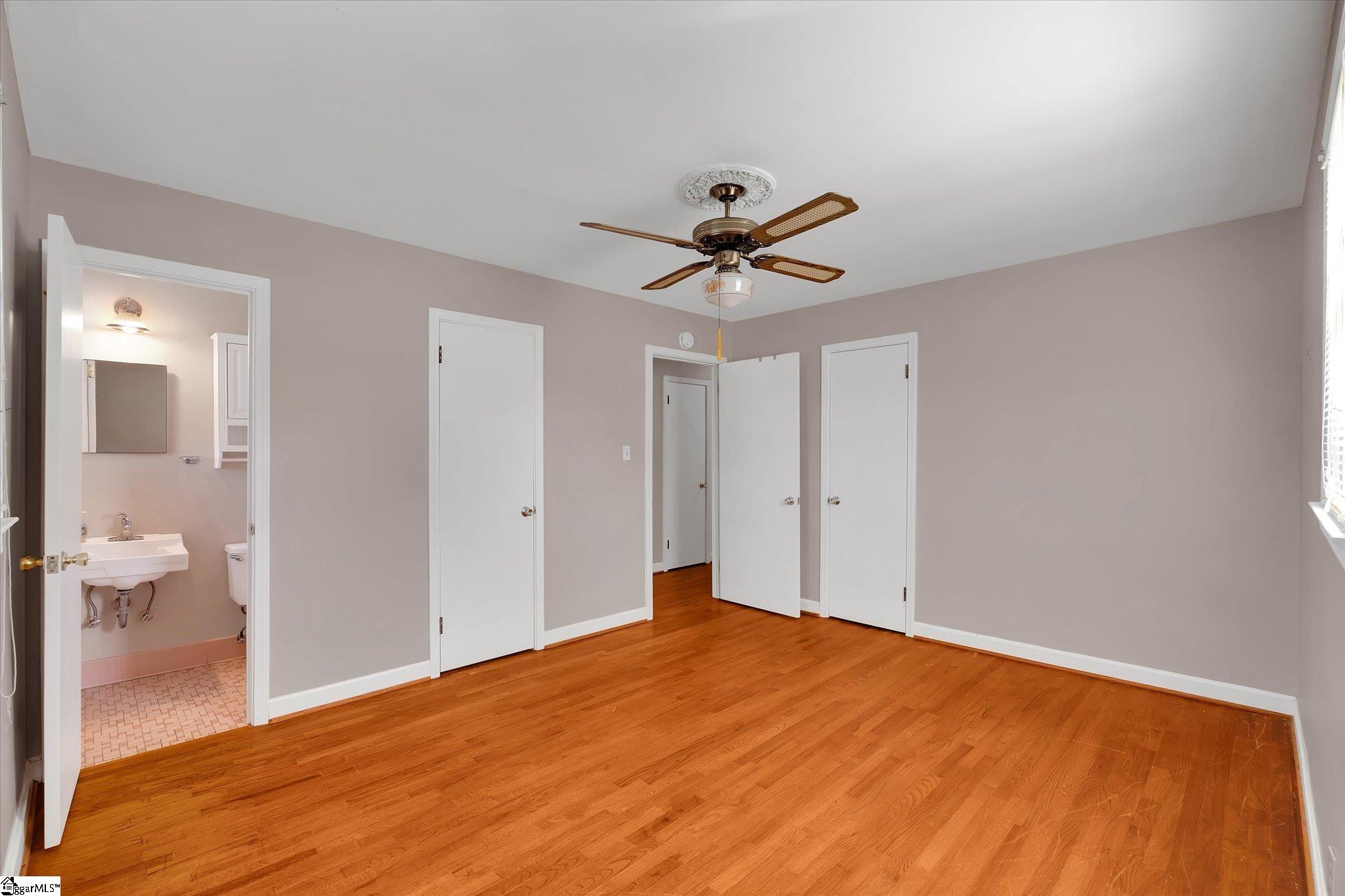 110 Cherrylane Drive Greenville, SC 29617-2515
