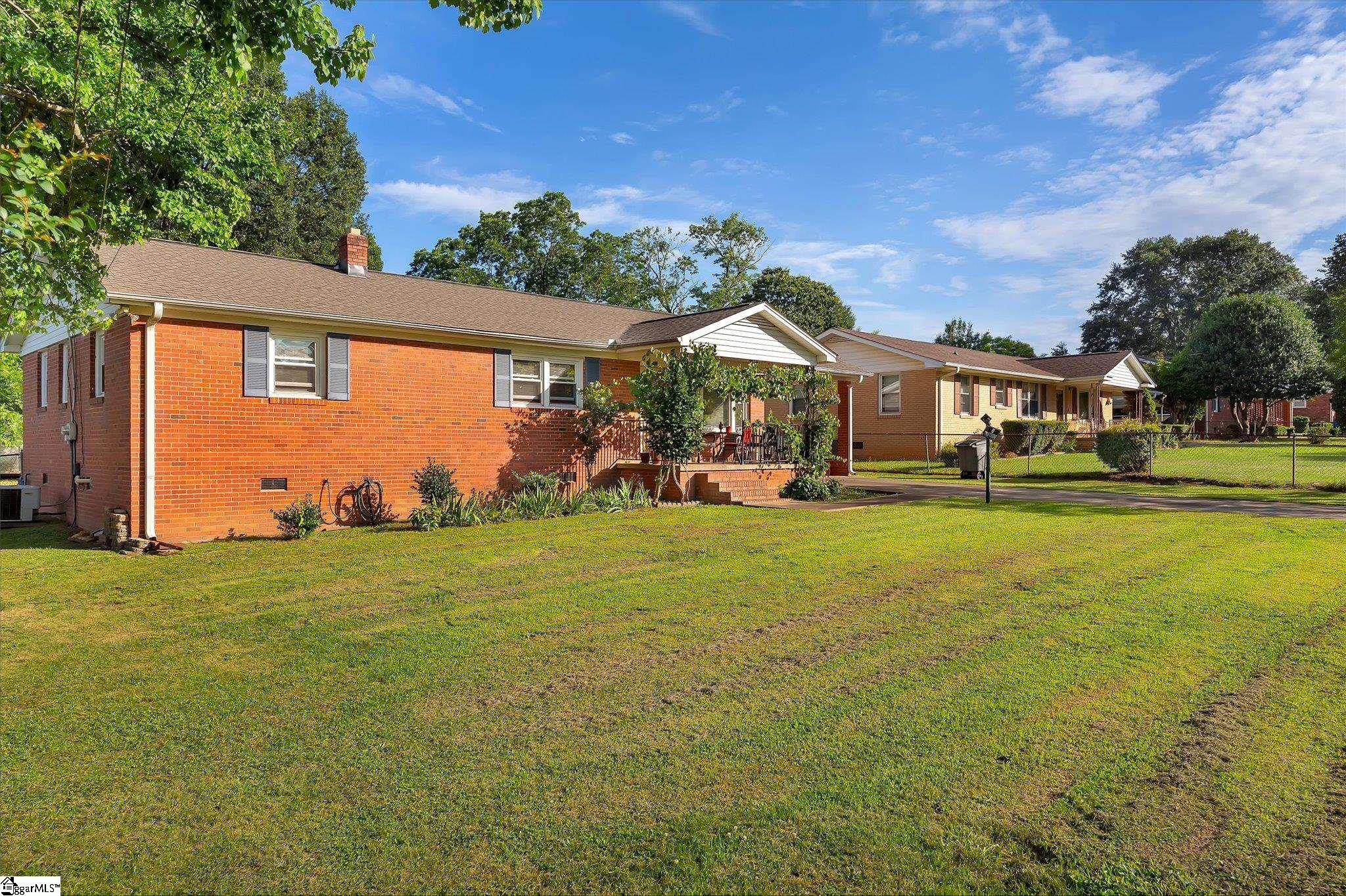 110 Cherrylane Drive Greenville, SC 29617-2515