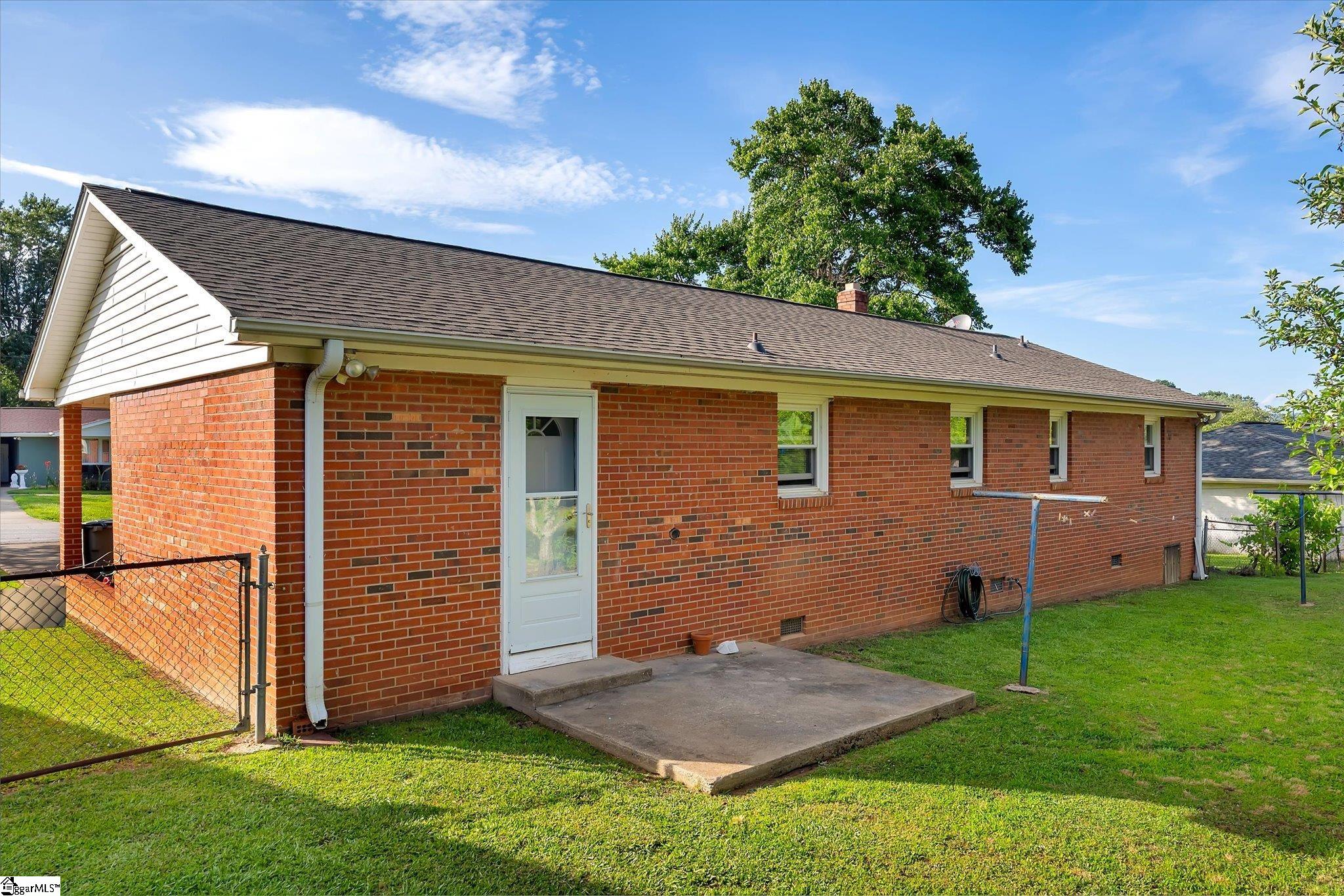 110 Cherrylane Drive Greenville, SC 29617-2515