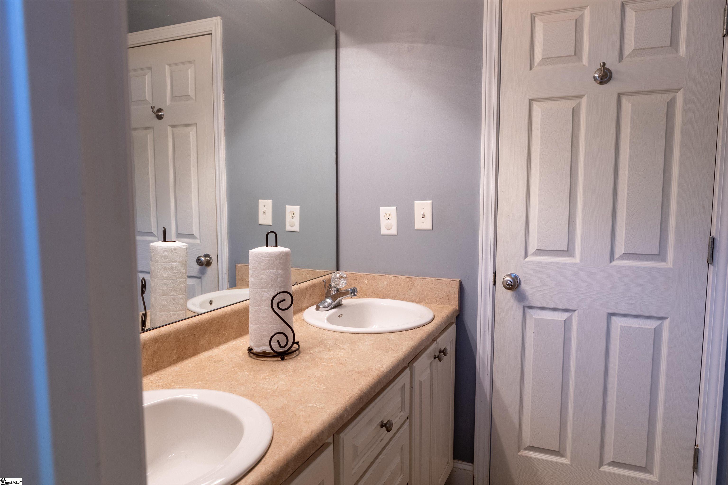 105 Hidden Springs Court Gaffney, SC 29341