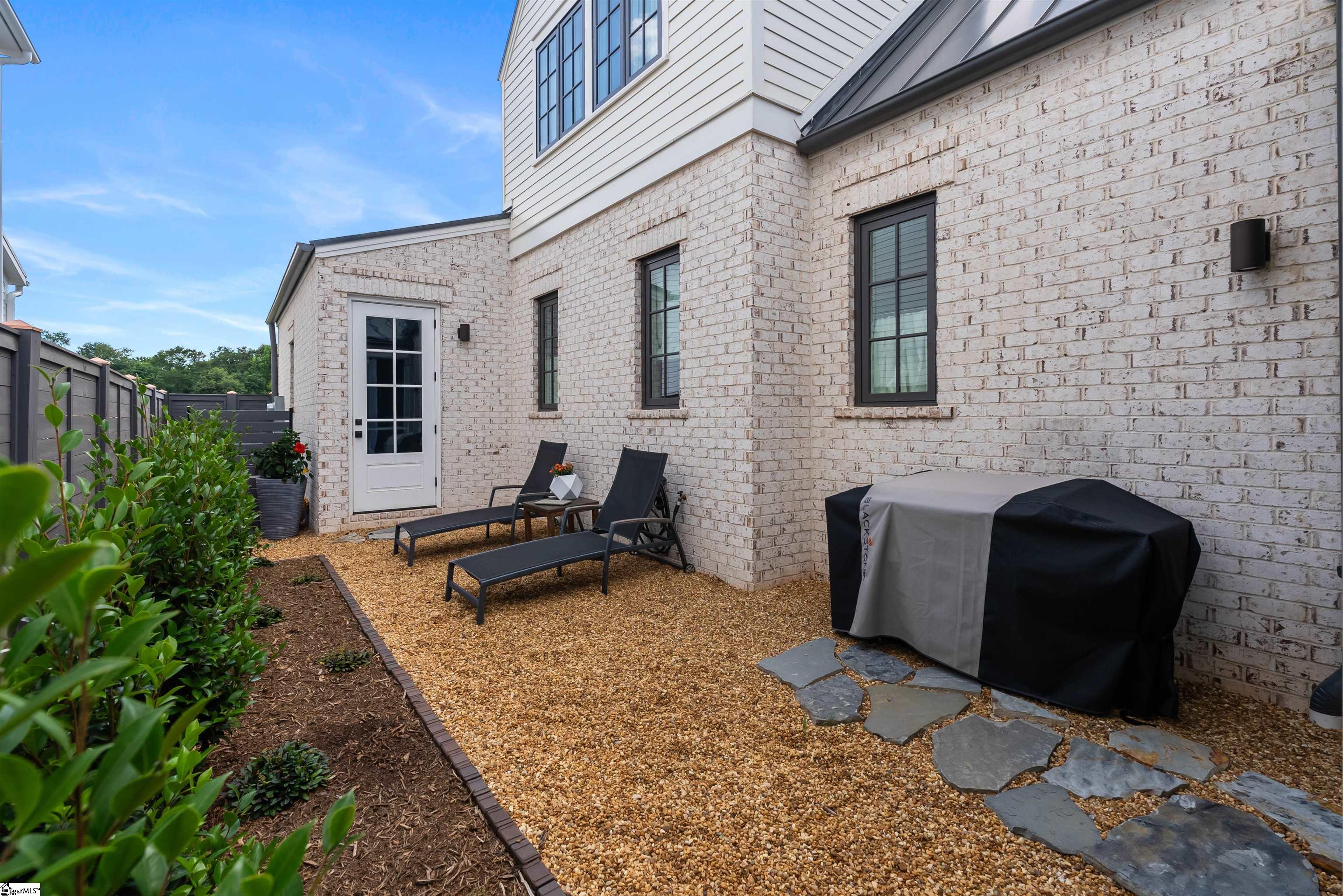 105 Burriss Drive Greenville, SC 29615