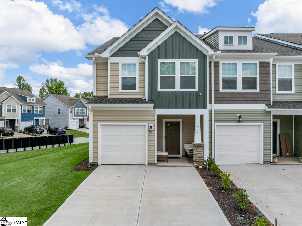 1215 Cherry Orchard Road Moore, SC 29369