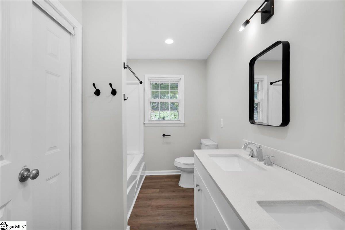302 Portsmouth Drive Greenville, SC 29617