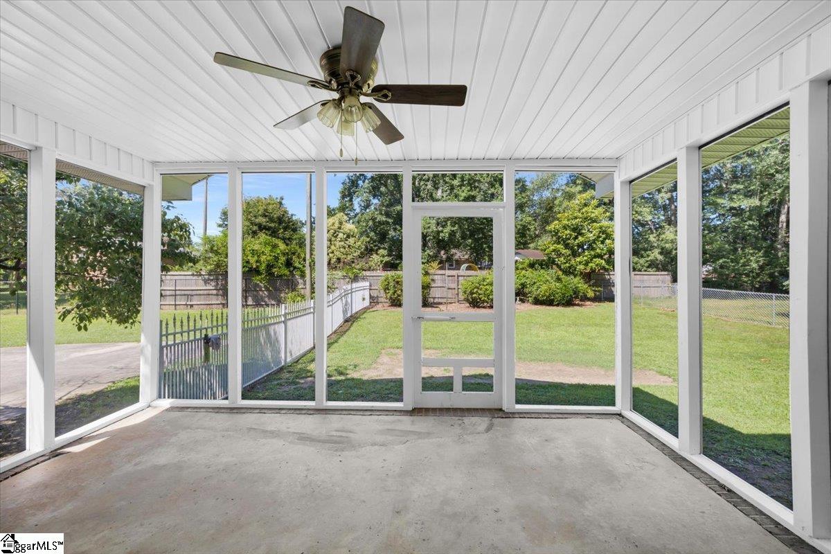302 Portsmouth Drive Greenville, SC 29617