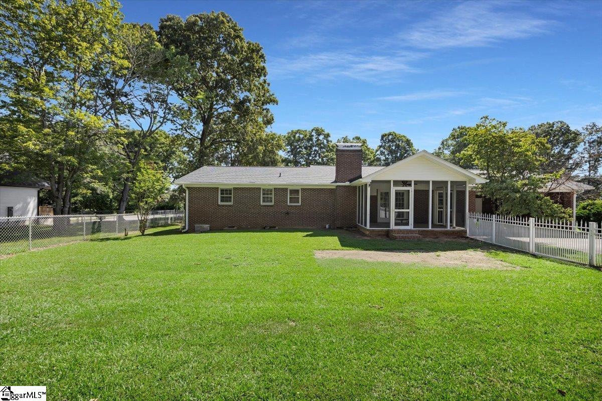 302 Portsmouth Drive Greenville, SC 29617