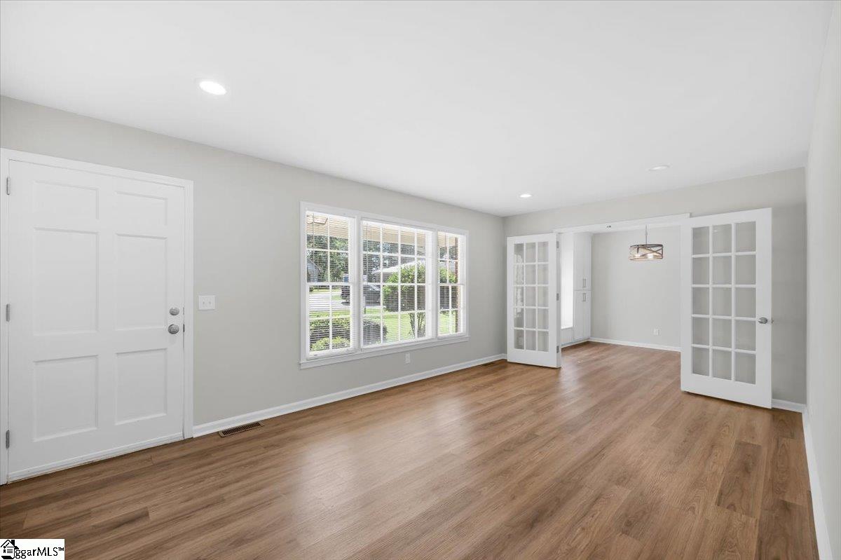 302 Portsmouth Drive Greenville, SC 29617