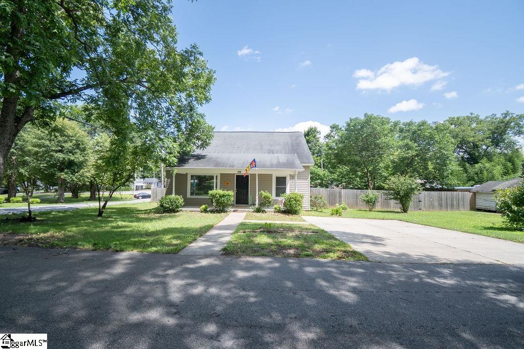 112 Garrison Street Easley, SC 29640