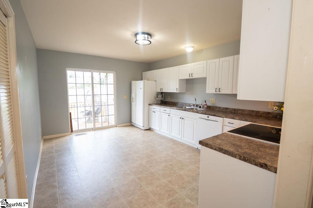 112 Garrison Street Easley, SC 29640
