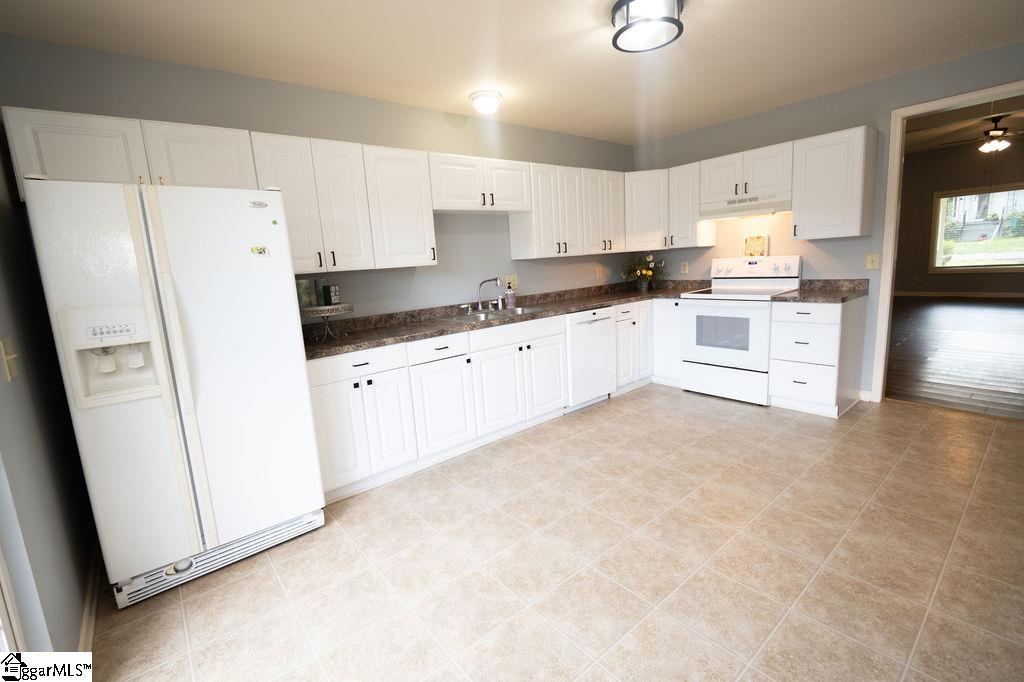 112 Garrison Street Easley, SC 29640